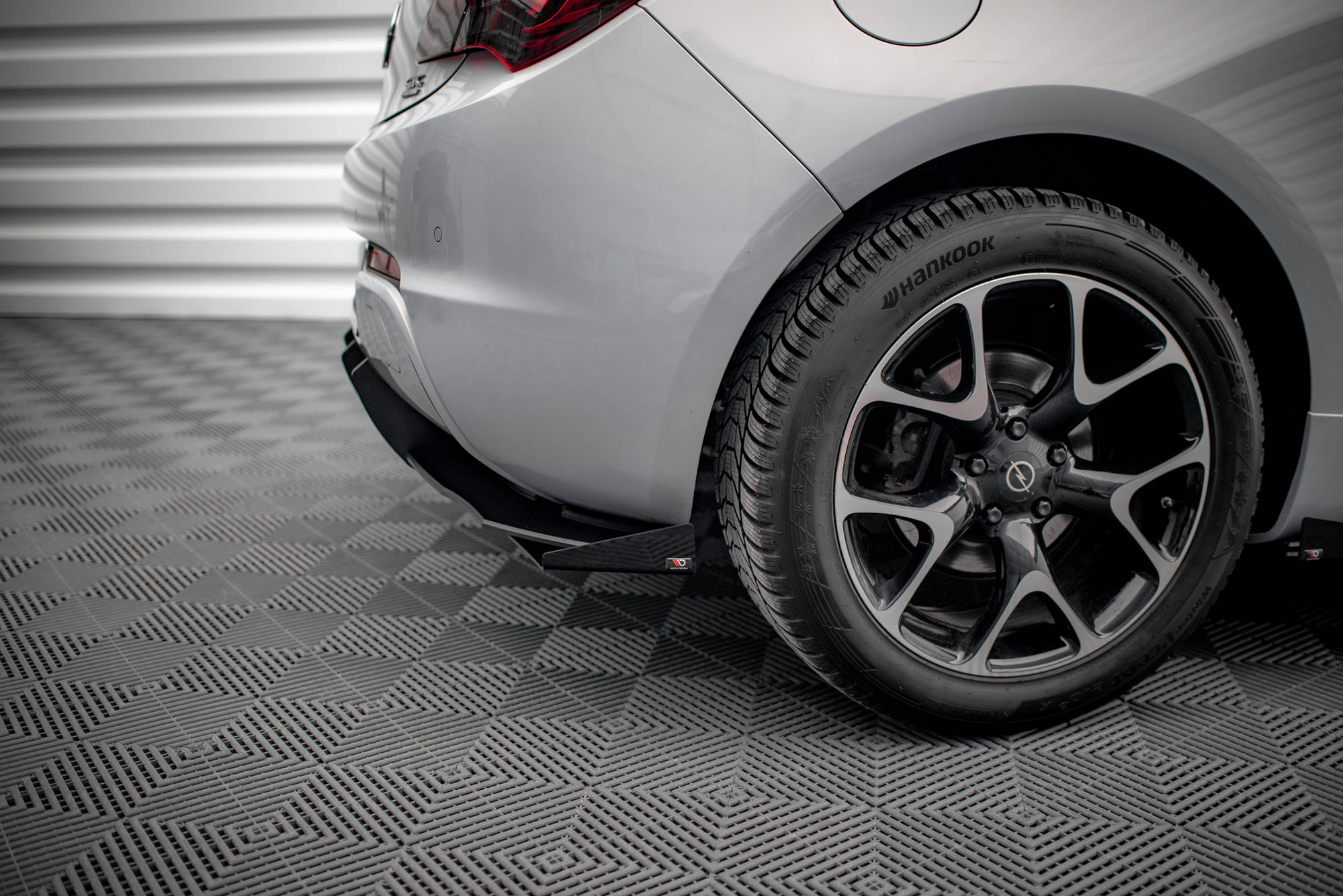 Street Pro Heckschürze Heck Ansatz Diffusor passend für Opel Astra GTC OPC-Line J rot+ Hochglanz Flaps