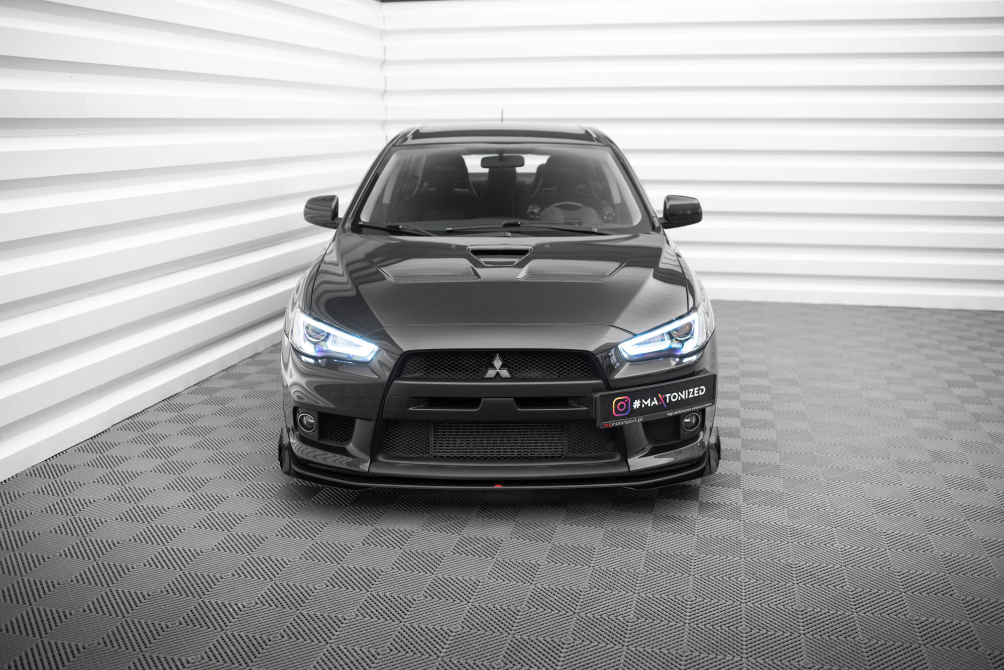 Street Pro Spoilerlippe Front Ansatz + Flaps passend für Mitsubishi Lancer EVO X schwarz Hochglanz