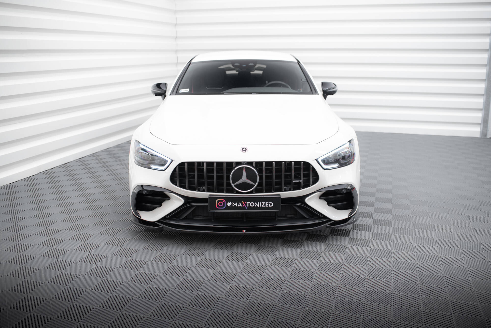 Street+ Spoilerlippe Front Ansatz V.1 passend für Mercedes-AMG GT 43 4 Door Coupe V8 Styling Package X290 schwarz Hochglanz