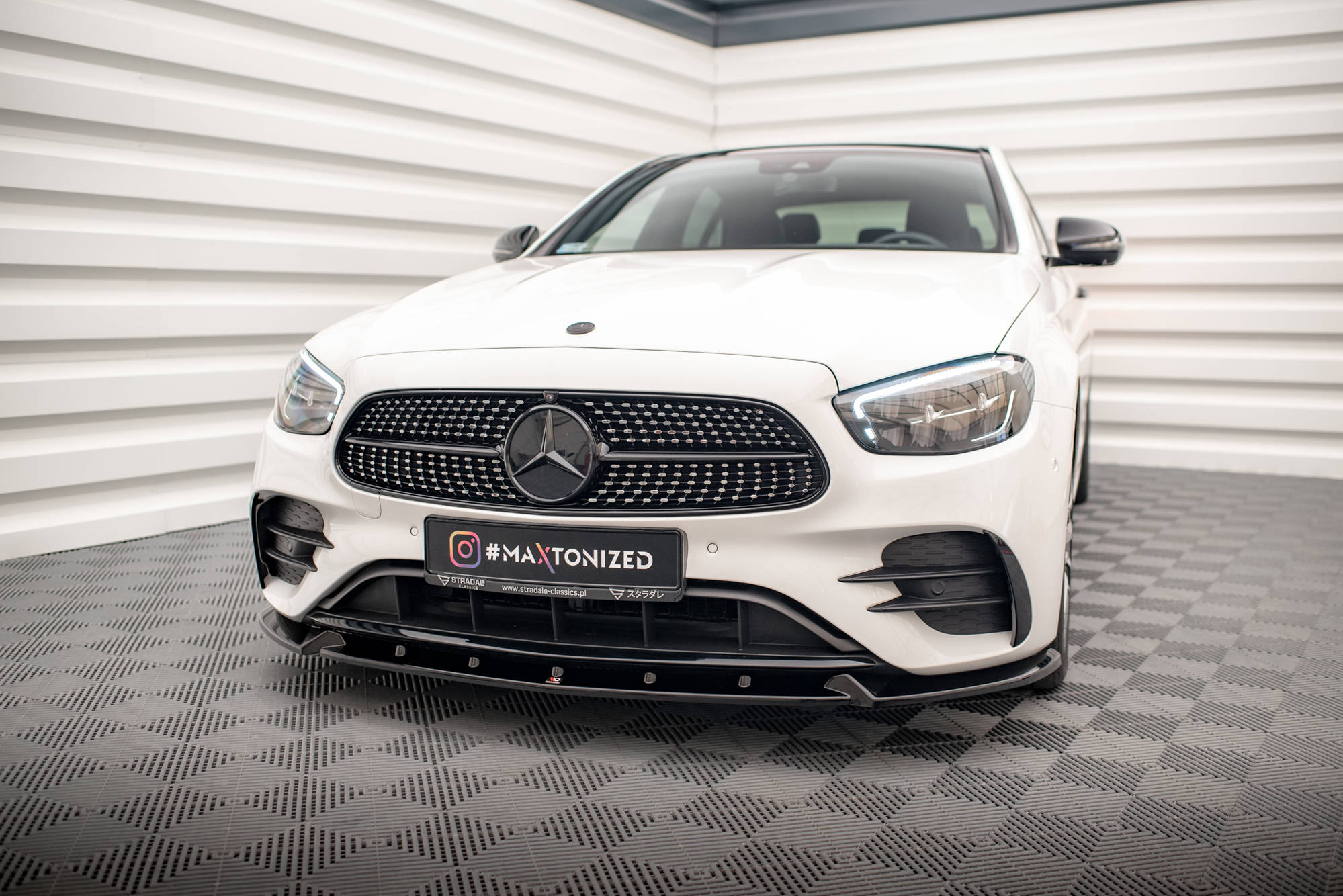 Street+ Spoilerlippe Front Ansatz V.2 passend für Mercedes E AMG-Line W213 FL schwarz Hochglanz