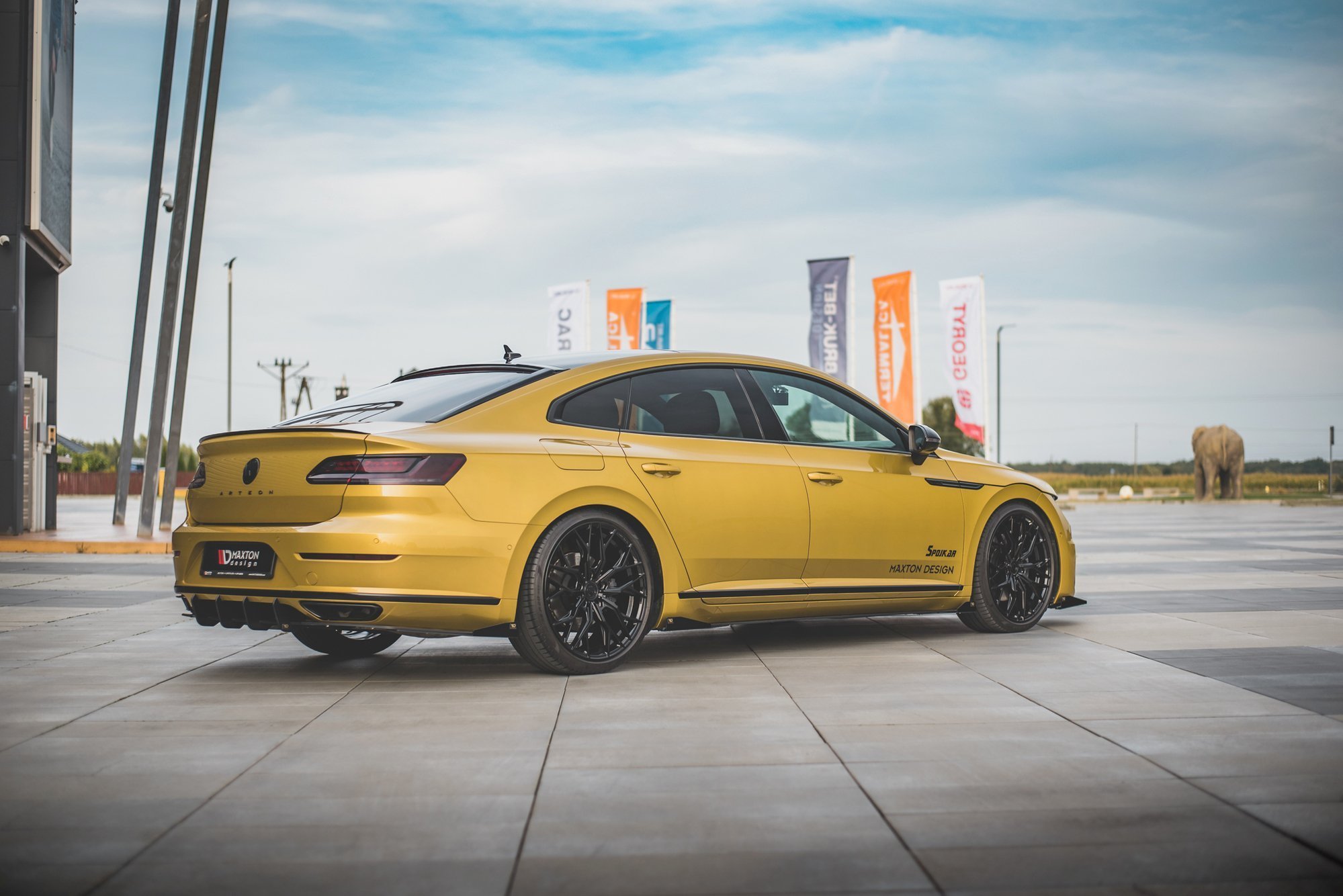 Street Pro Heck Ansatz Diffusor passend für VW Arteon R-Line rot+ Hochglanz Flaps