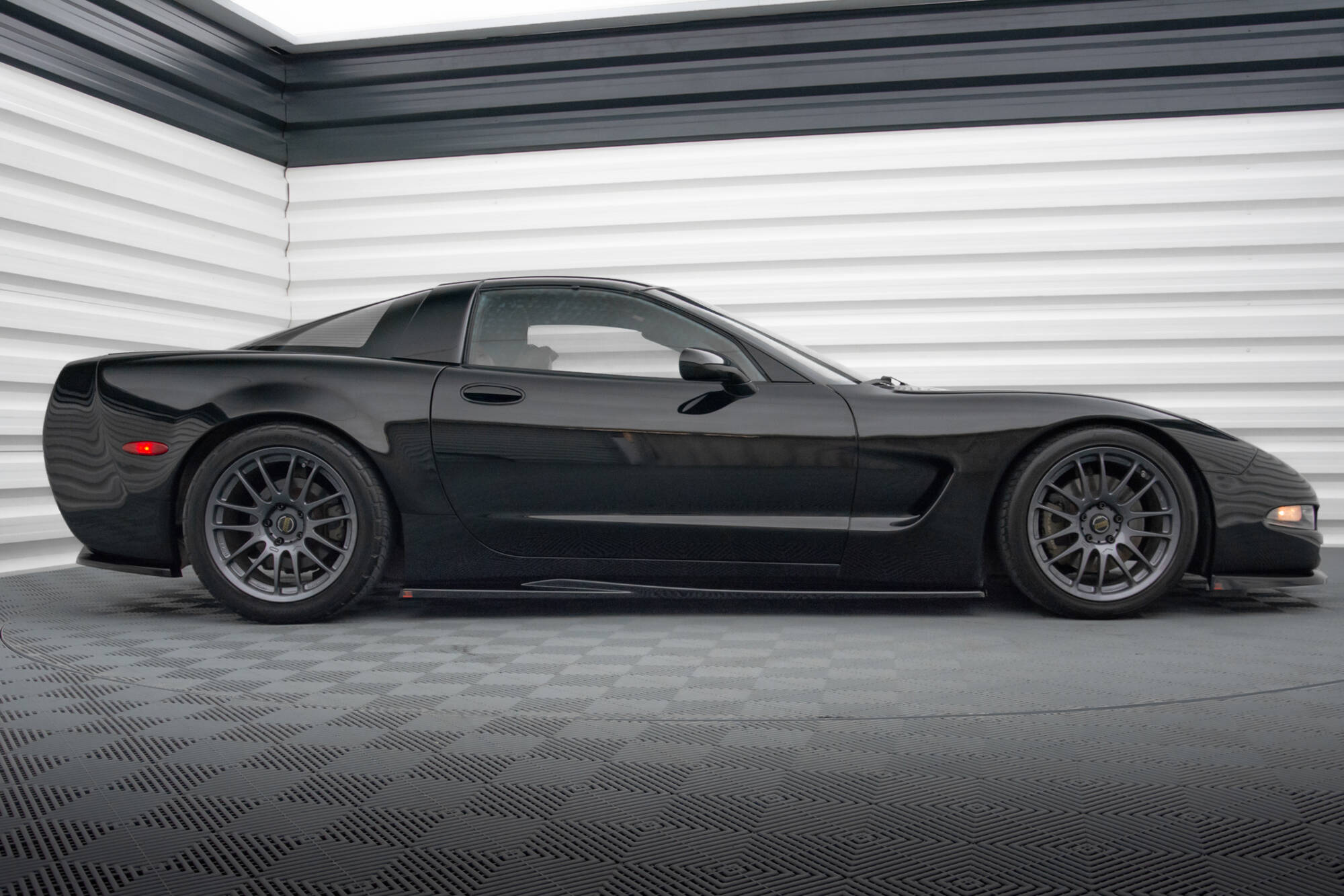 Street+ Seitenschweller Leisten passend für Chevrolet Corvette C5 schwarz Hochglanz