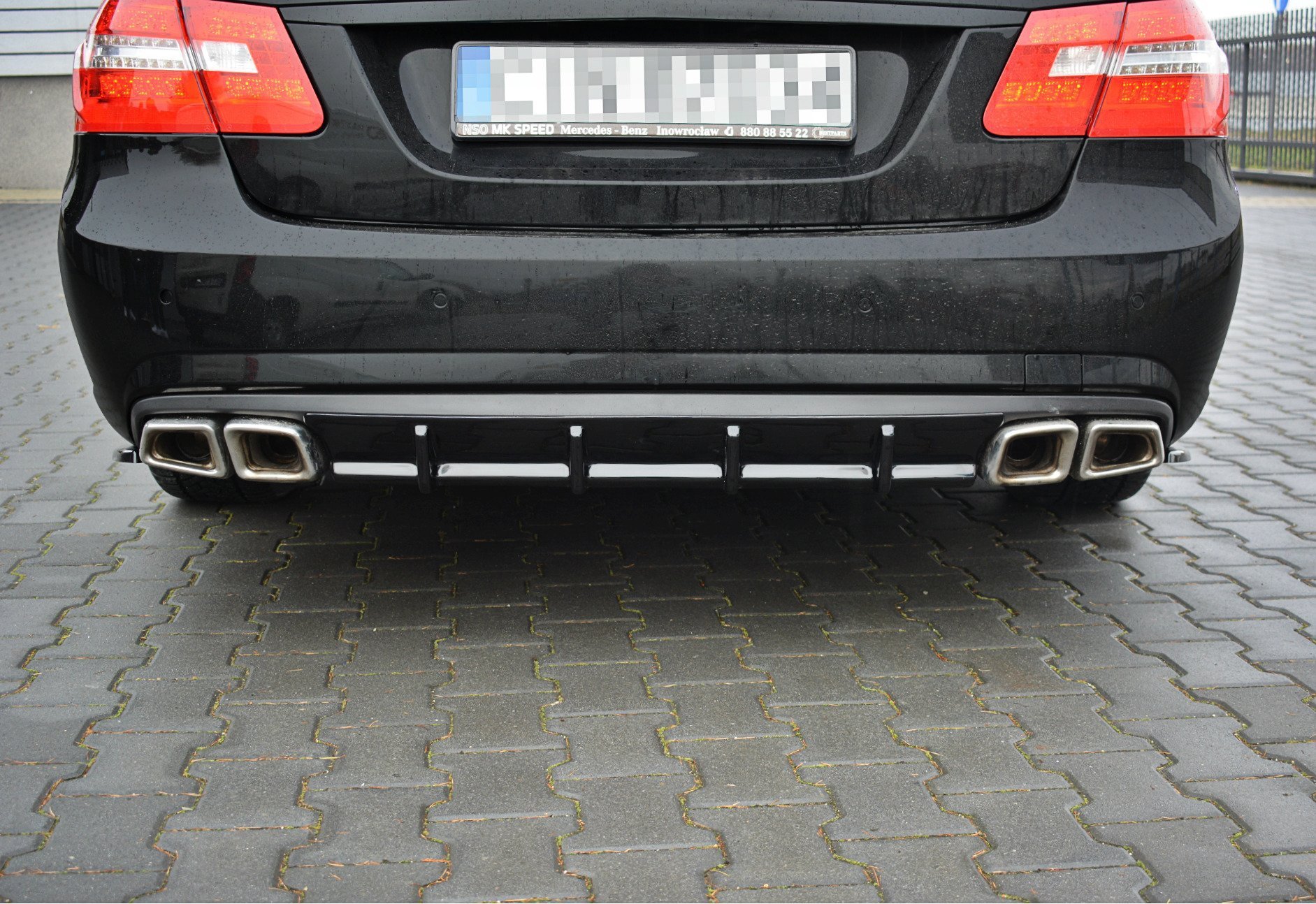 Diffusor Heck Ansatz für Mercedes E63 AMG W212 schwarz Hochglanz