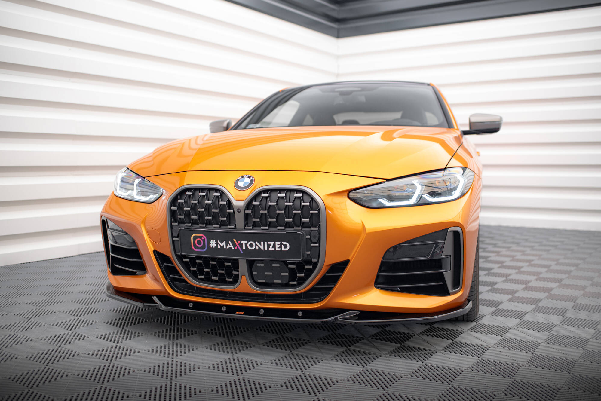 Street+ Spoilerlippe Front Ansatz V.4 passend für BMW 4er M-Paket / M440i G22 / G23 / G22 FL / G23 FL schwarz Hochglanz