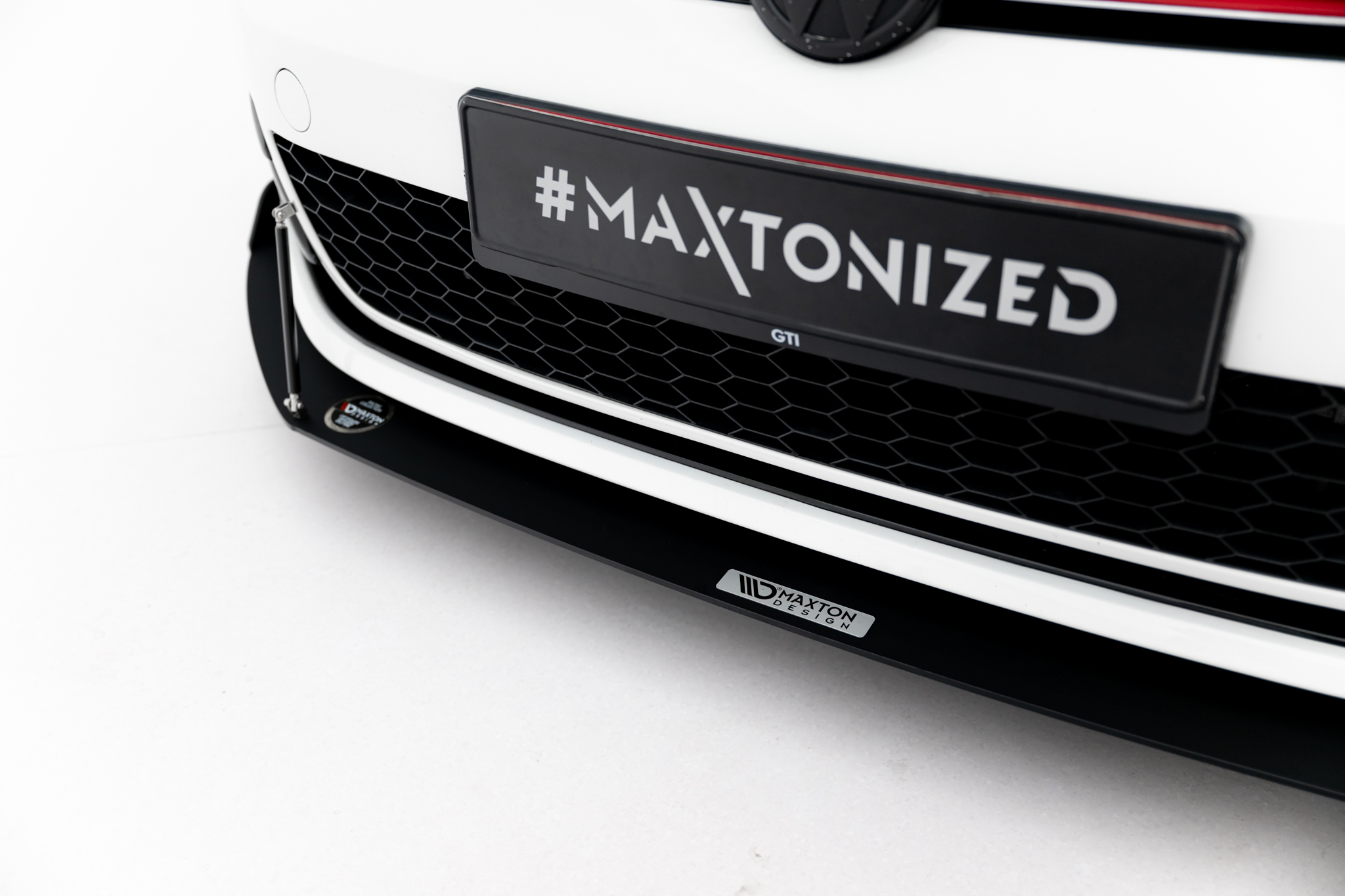 Front Sport Diffusor VW Golf GTI / GTD Mk7