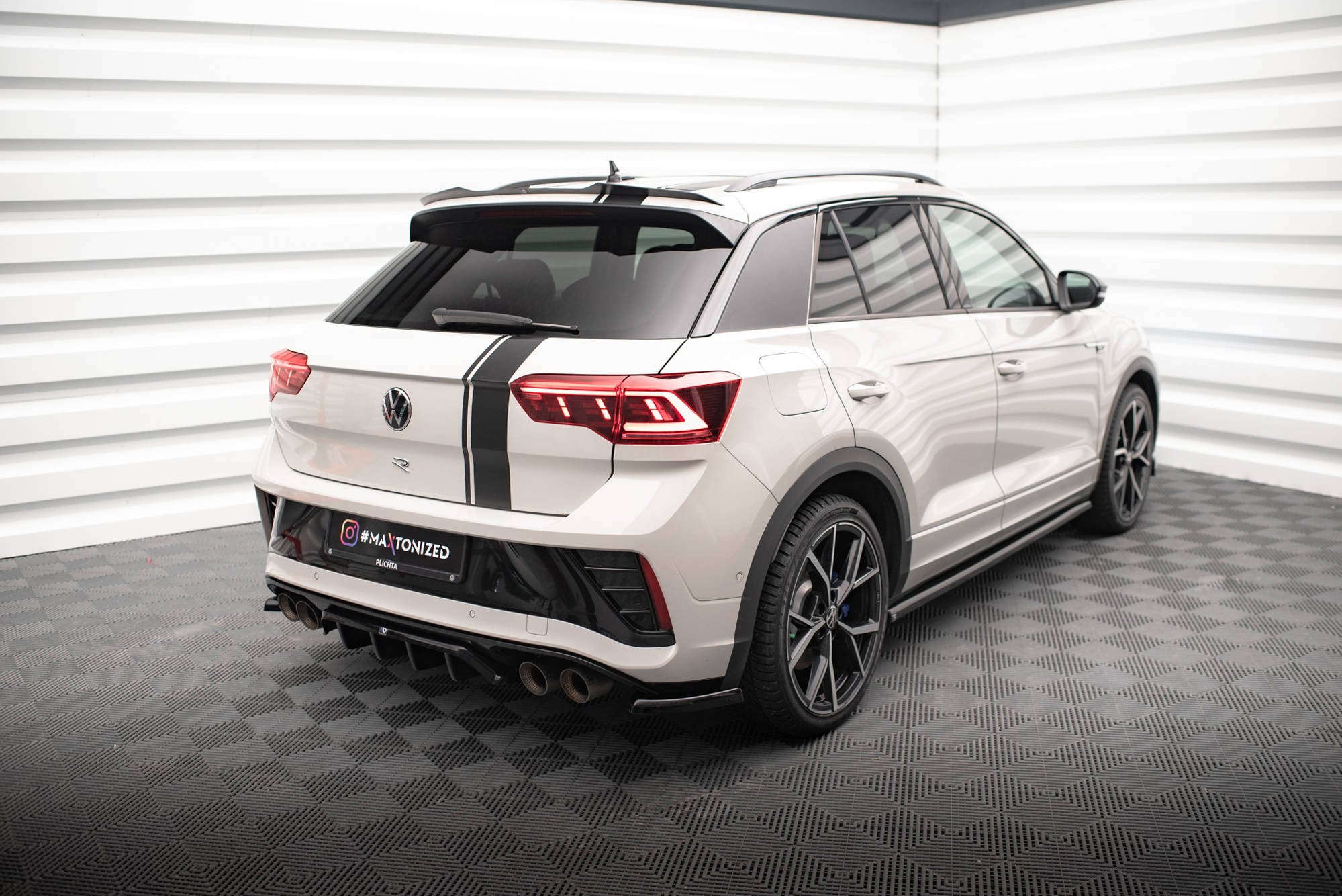 Heck Spoiler Aufsatz Abrisskante passend für VW T-Roc R / R-Line Mk1 schwarz Hochglanz