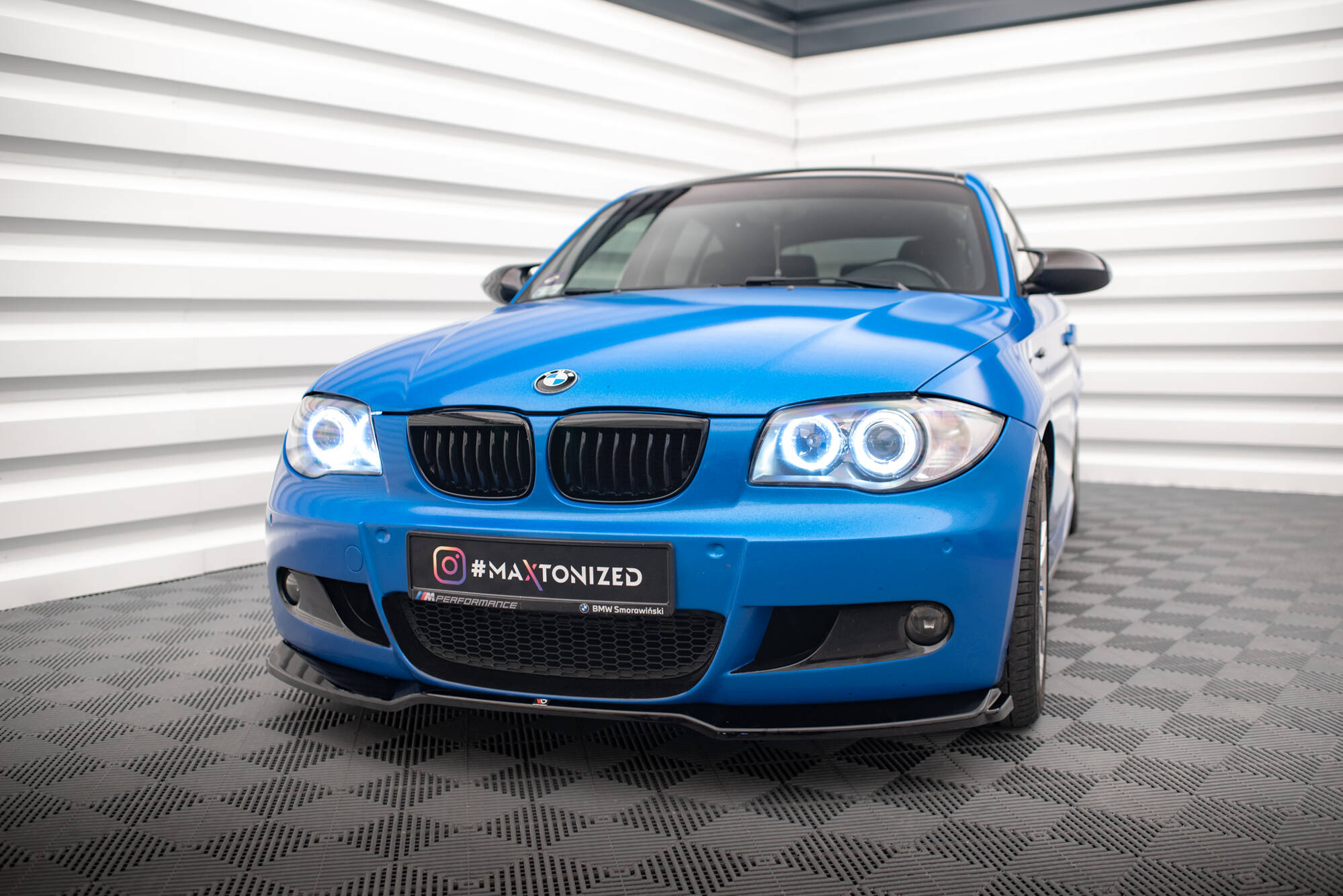 Street+ Spoilerlippe Front Ansatz V.1 passend für BMW 1er M-Paket E87 / E81 FL schwarz Hochglanz