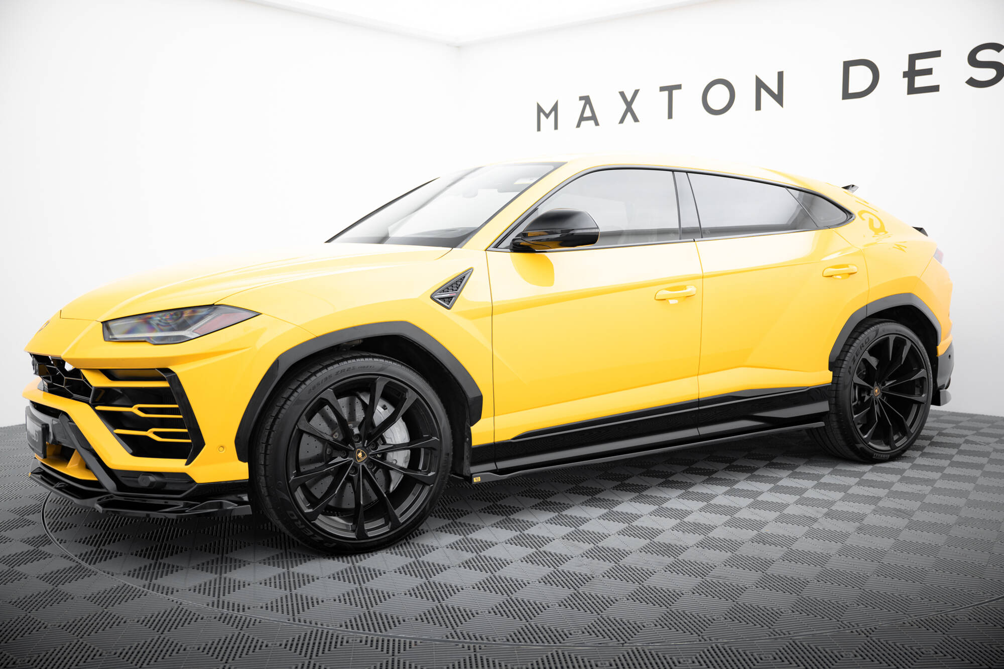 Seitenschweller Ansatz Paar passend für Lamborghini Urus Mk1 schwarz Hochglanz