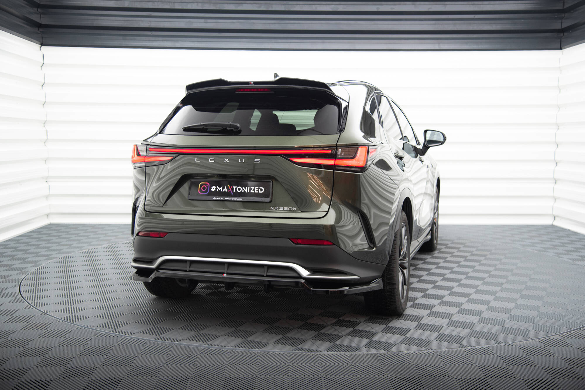 Heck Spoiler Aufsatz Abrisskante 3D passend für Lexus NX F-Sport Mk2 schwarz Hochglanz