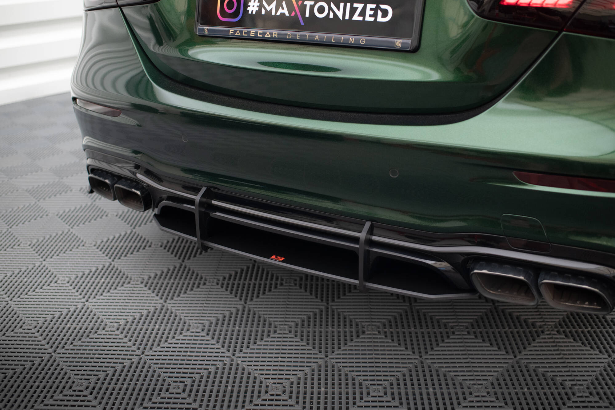 Street Pro Heckschürze Heck Ansatz Diffusor passend für Mercedes-AMG E63 W213 FL