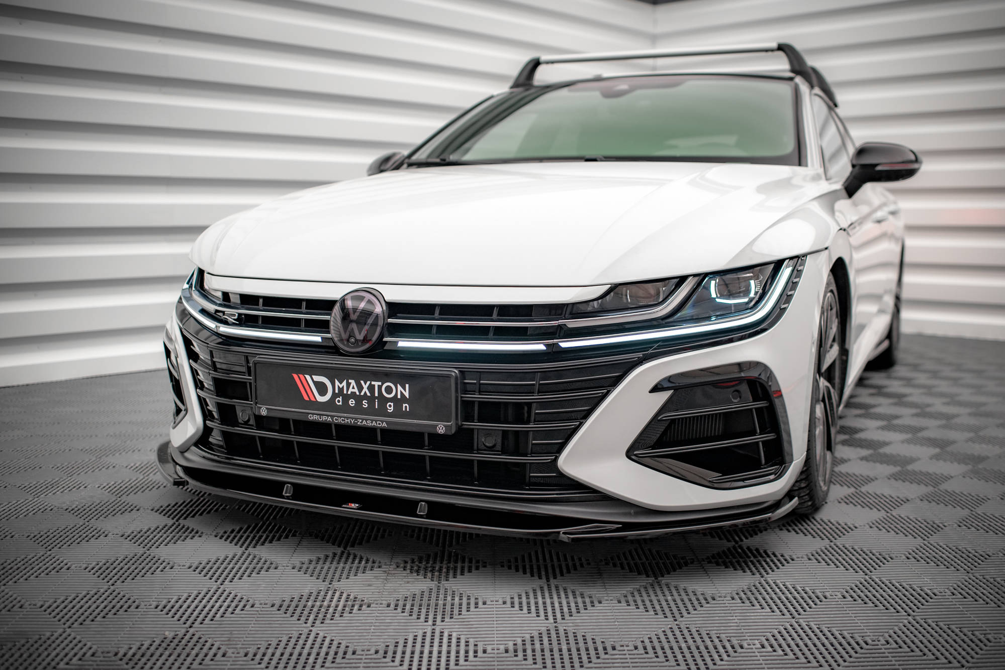 Street+ Spoilerlippe Front Ansatz V.1 passend für VW Arteon R Limousine / Shooting Brake Mk1 FL schwarz Hochglanz
