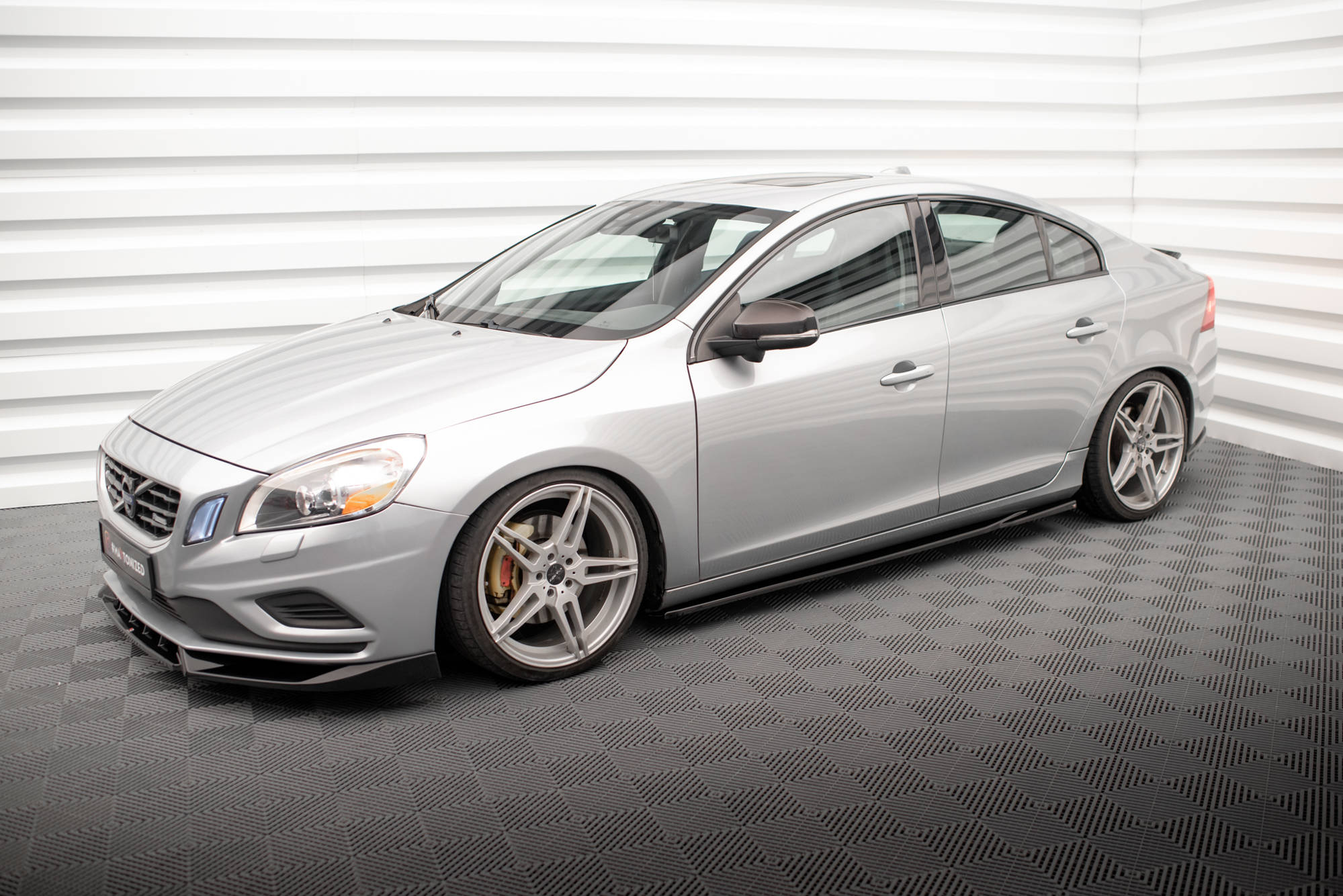 Street+ Seitenschweller Leisten passend für Volvo S60 R-Design Mk2 schwarz Hochglanz