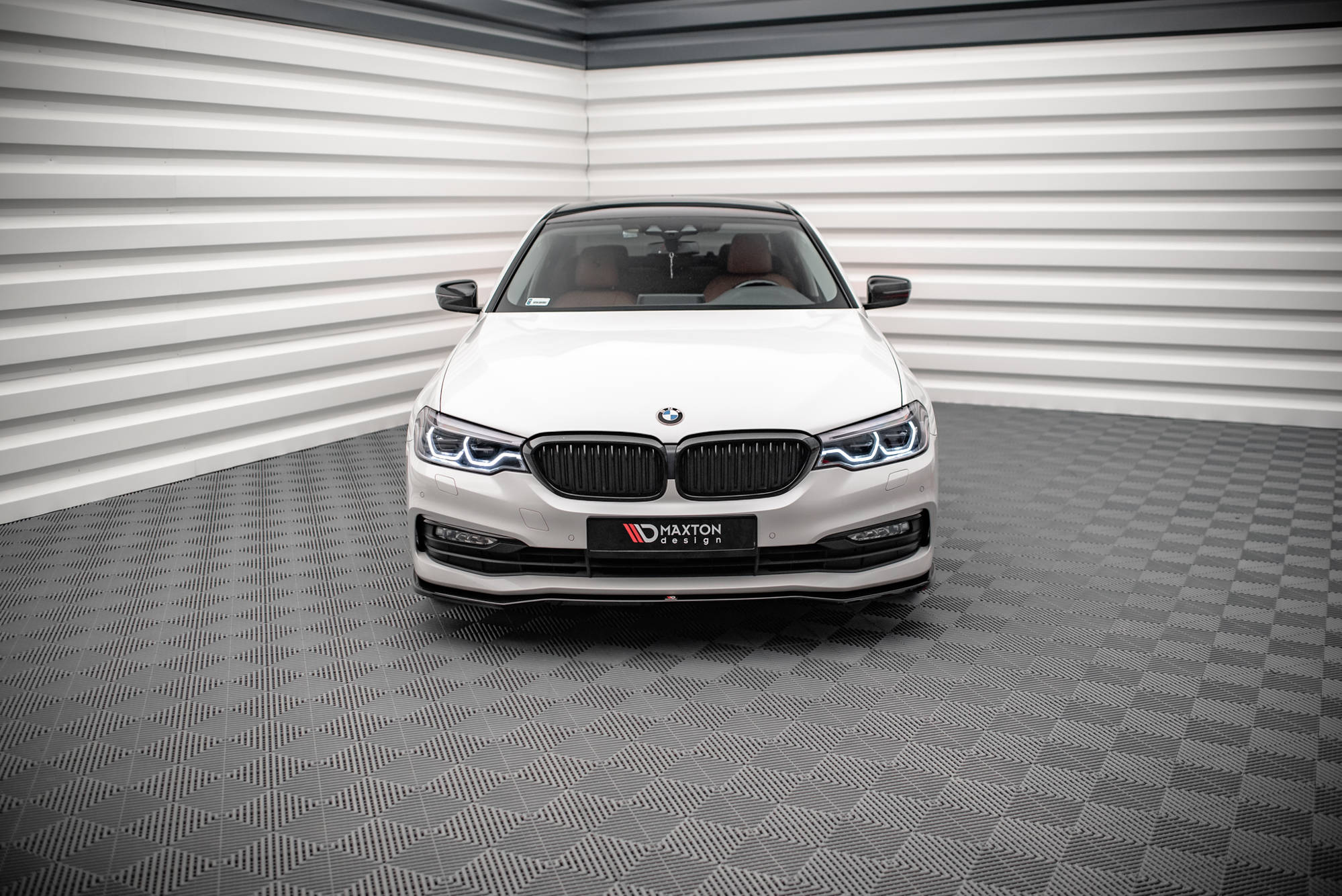 Street+ Spoilerlippe Front Ansatz V.1 passend für BMW 5er G30 / G31 schwarz Hochglanz