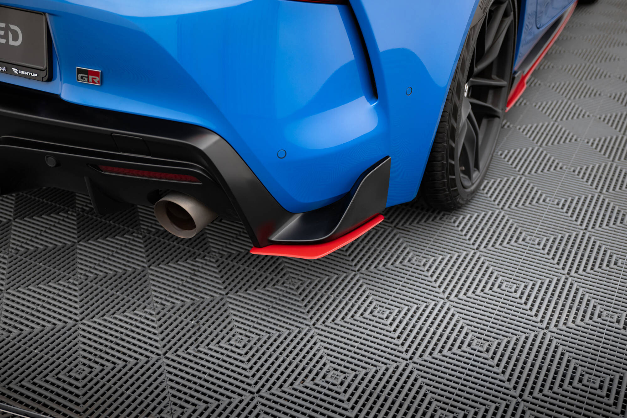 Heck Ansatz Flaps Diffusor V.2 für Toyota Supra Mk5 schwarz Hochglanz