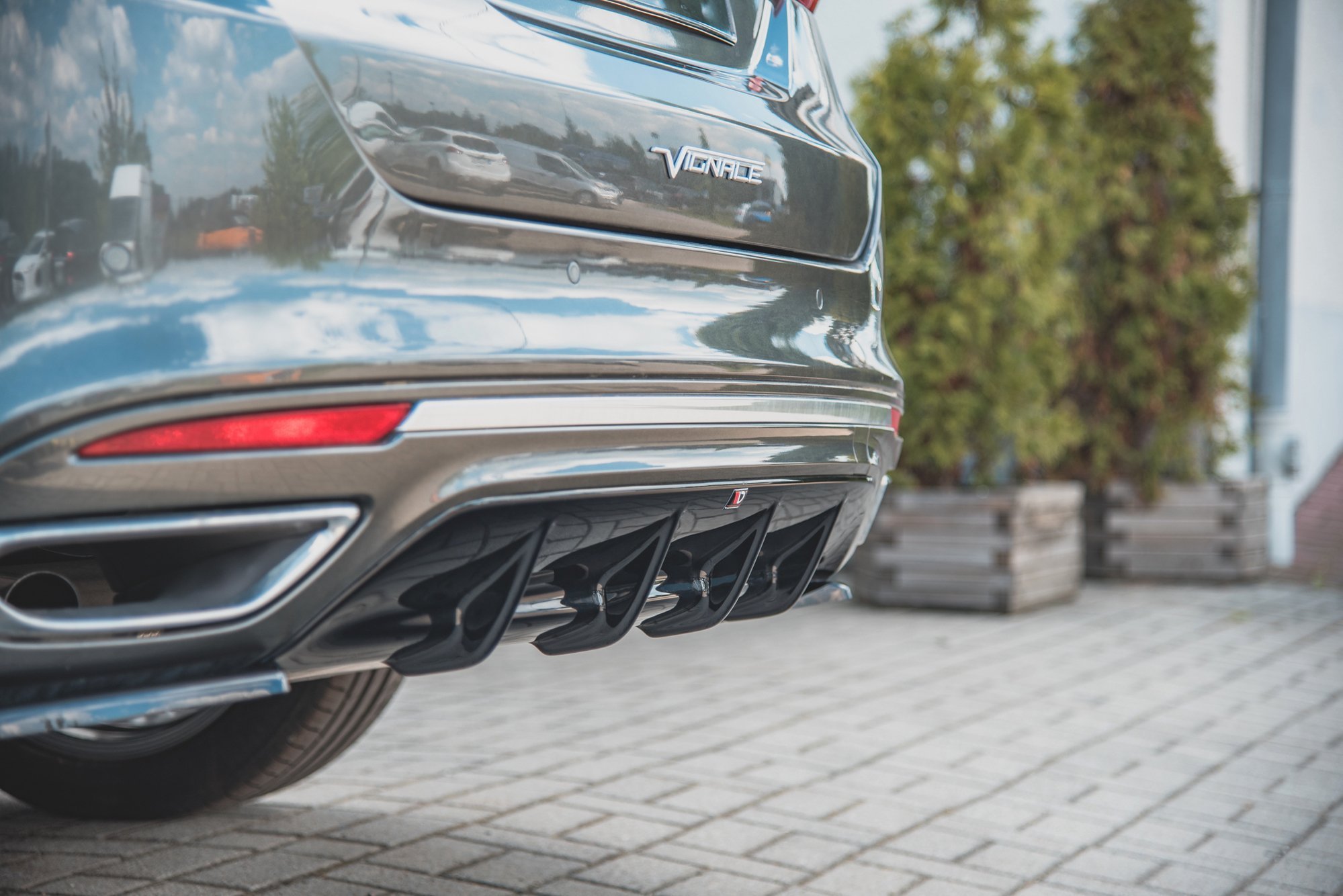 Diffusor Heck Ansatz für Ford Mondeo Vignale Mk5 Facelift schwarz Hochglanz
