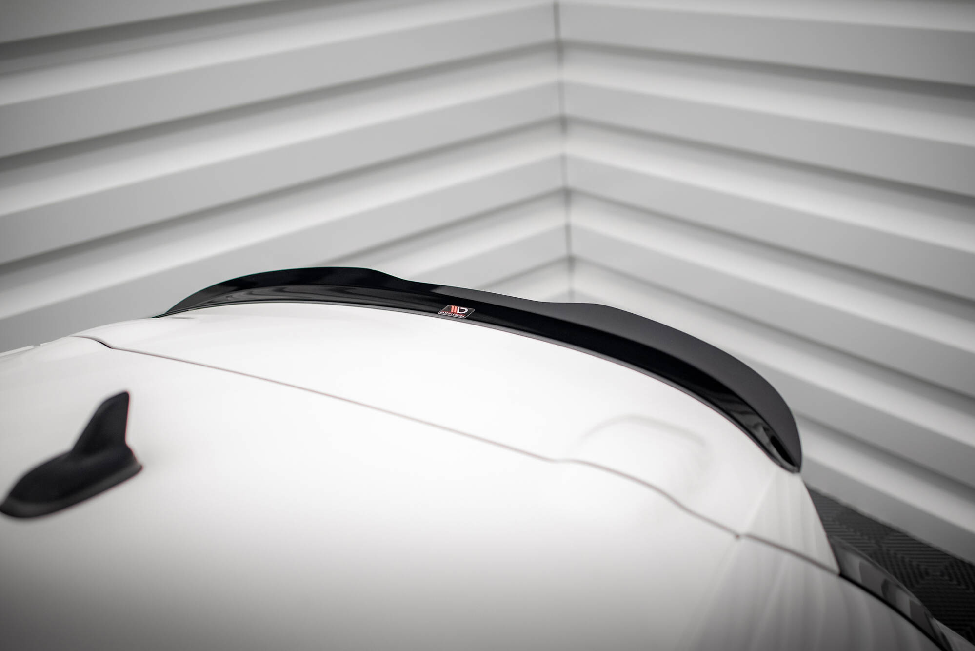 Spoiler CAP für VW SCIROCCO R schwarz Hochglanz