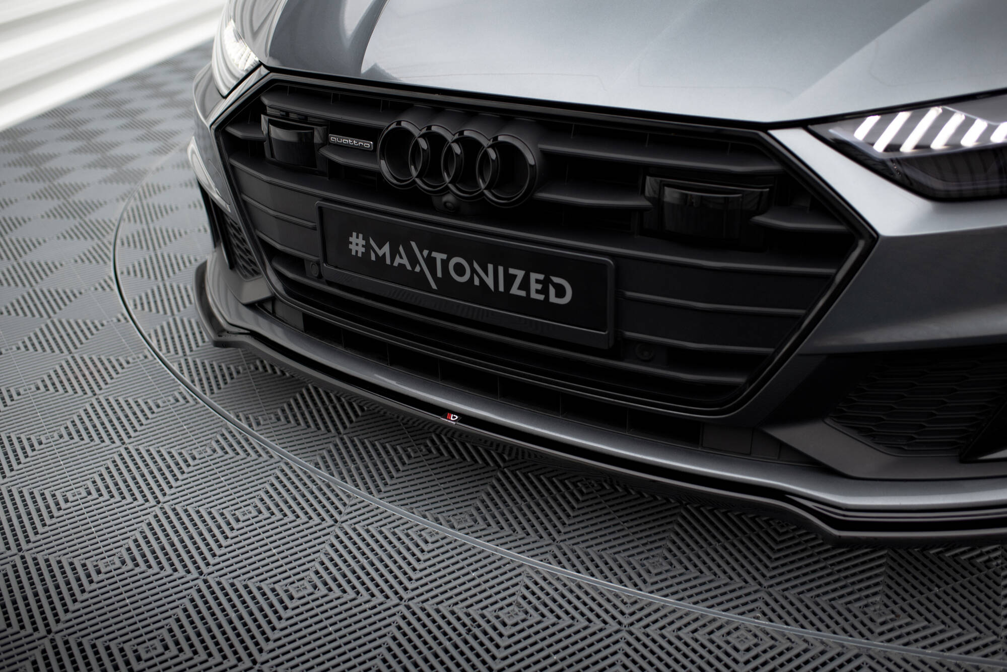 Front Ansatz V.1 für Audi A7 S-Line C8 / S7 C8 / C8 Facelift / S7 Facelift schwarz Hochglanz