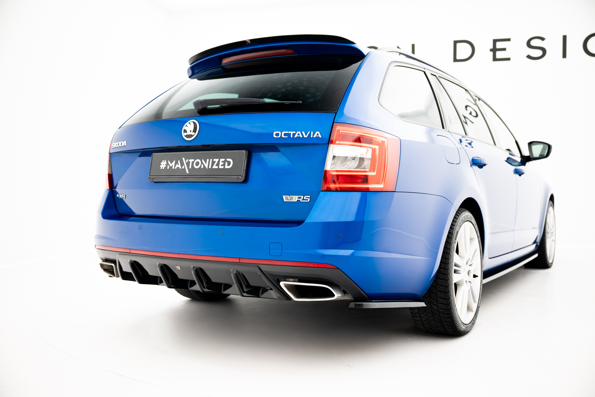Diffusor Heck Ansatz V.1 für Skoda Octavia RS Mk3 / Mk3 FL Hatchback / Kombi schwarz Hochglanz