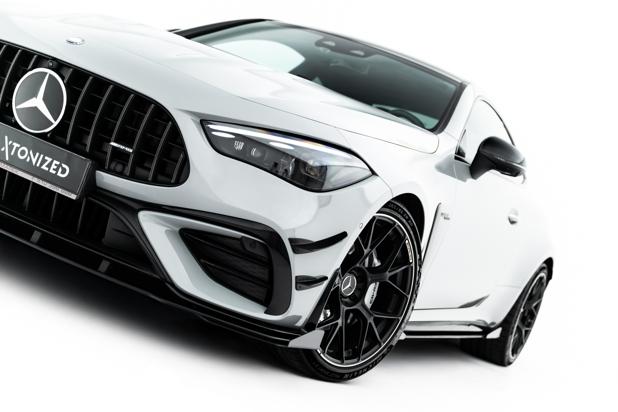 Front Stoßstange Flaps für Flaps Mercedes-AMG CLE 53 Aero C236 schwarz Hochglanz