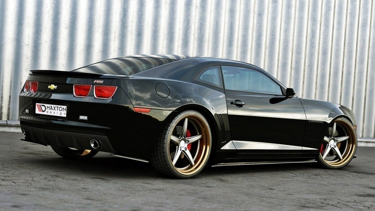 Street+ Seitenschweller Leisten passend für Chevrolet Camaro SS / Standard Mk5 schwarz Hochglanz