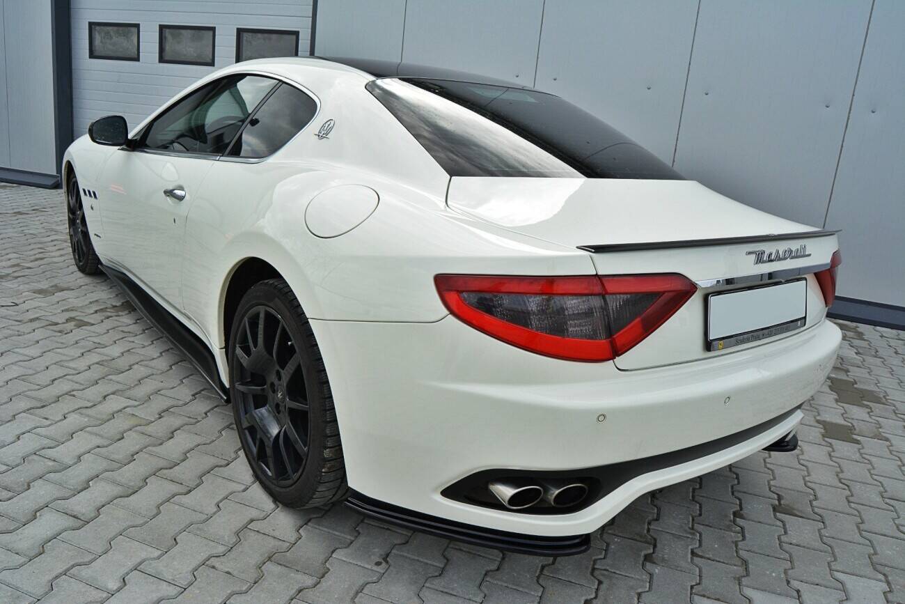 Seitenschweller Ansatz Paar passend für Maserati Granturismo Mk1 schwarz Hochglanz