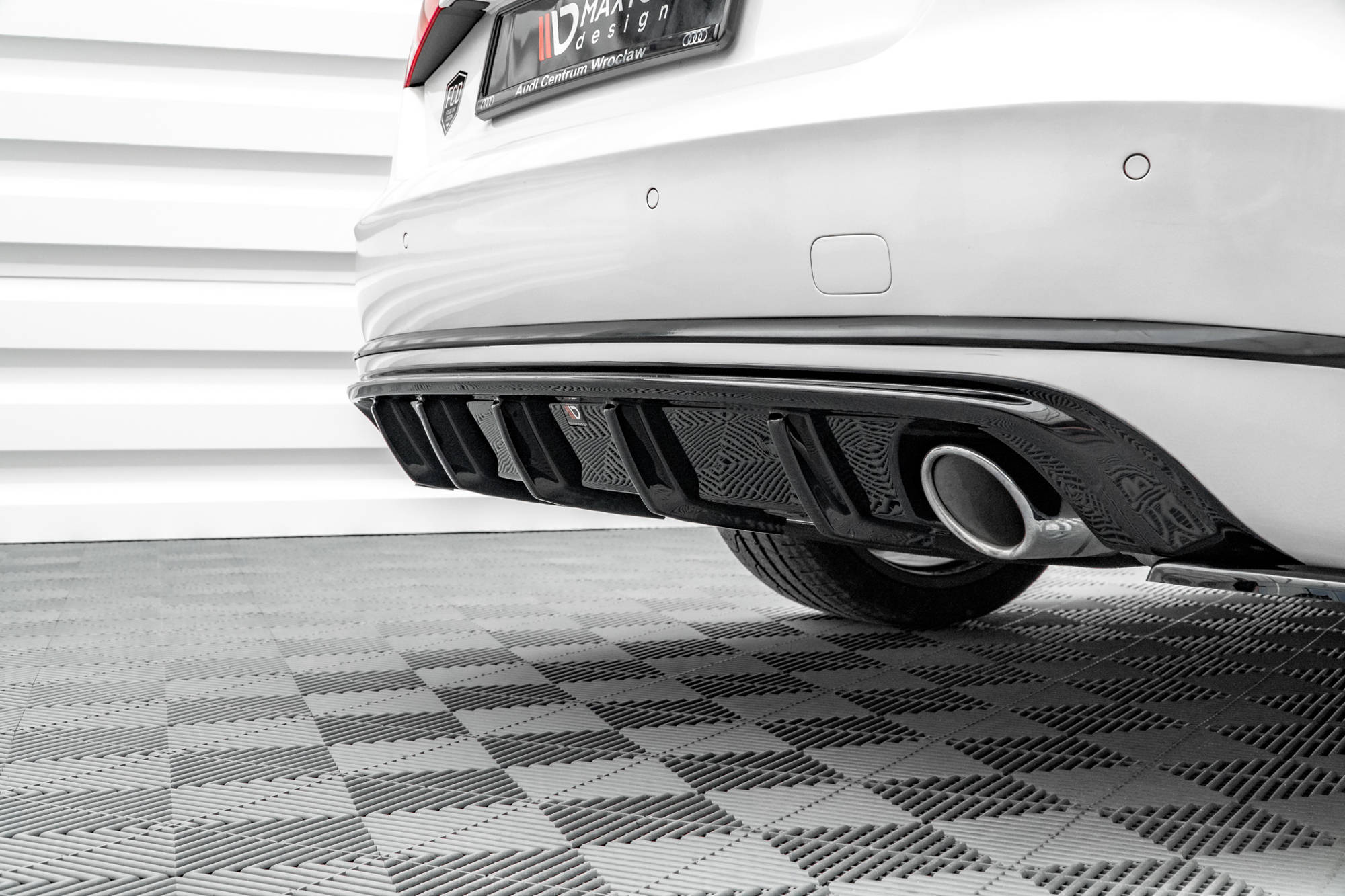 Street+ Heck Ansatz Diffusor passend für Audi A8 D4 schwarz Hochglanz