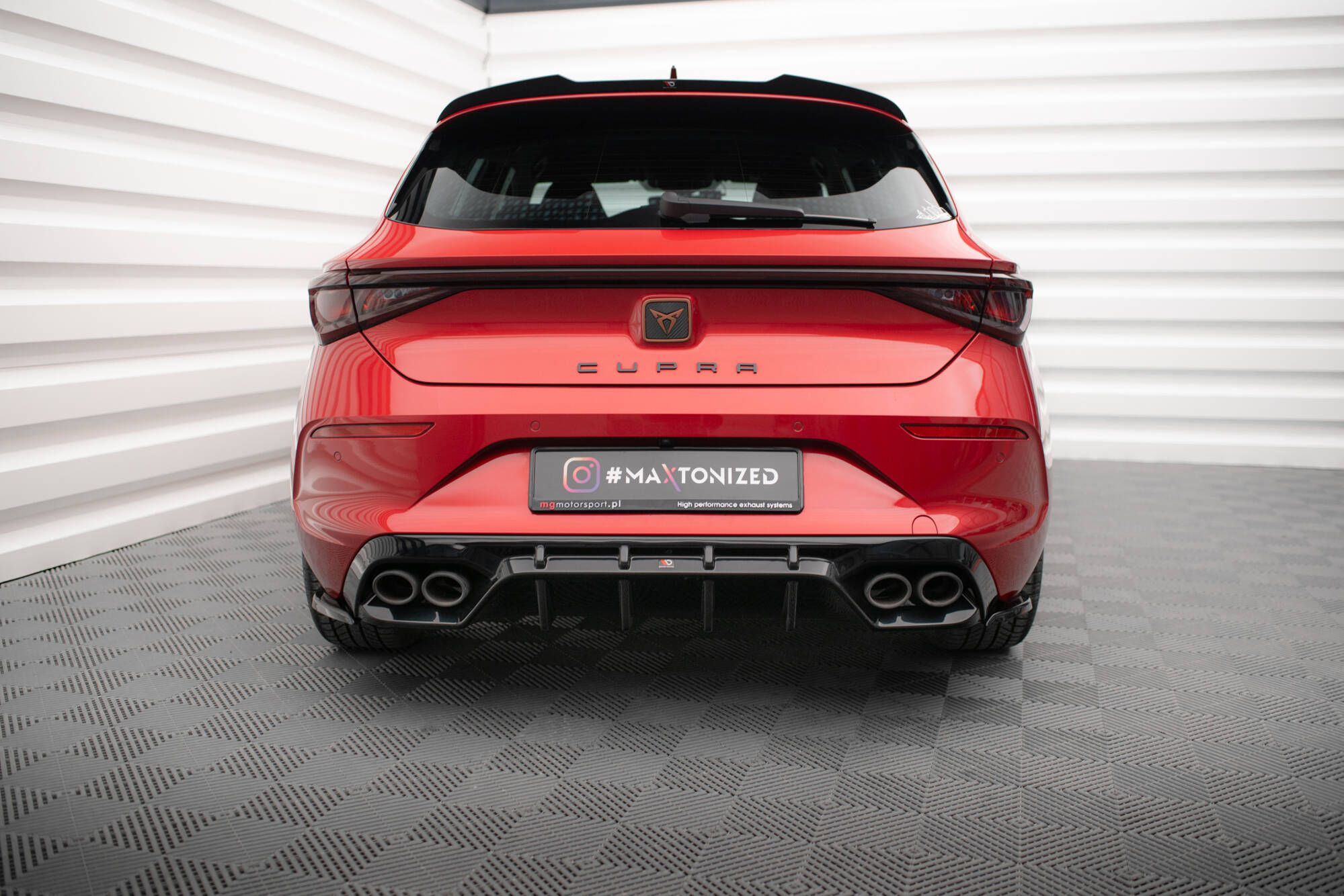 Heckansatz Diffusor passend für CUPRA Leon Hatchback Mk1 schwarz Hochglanz
