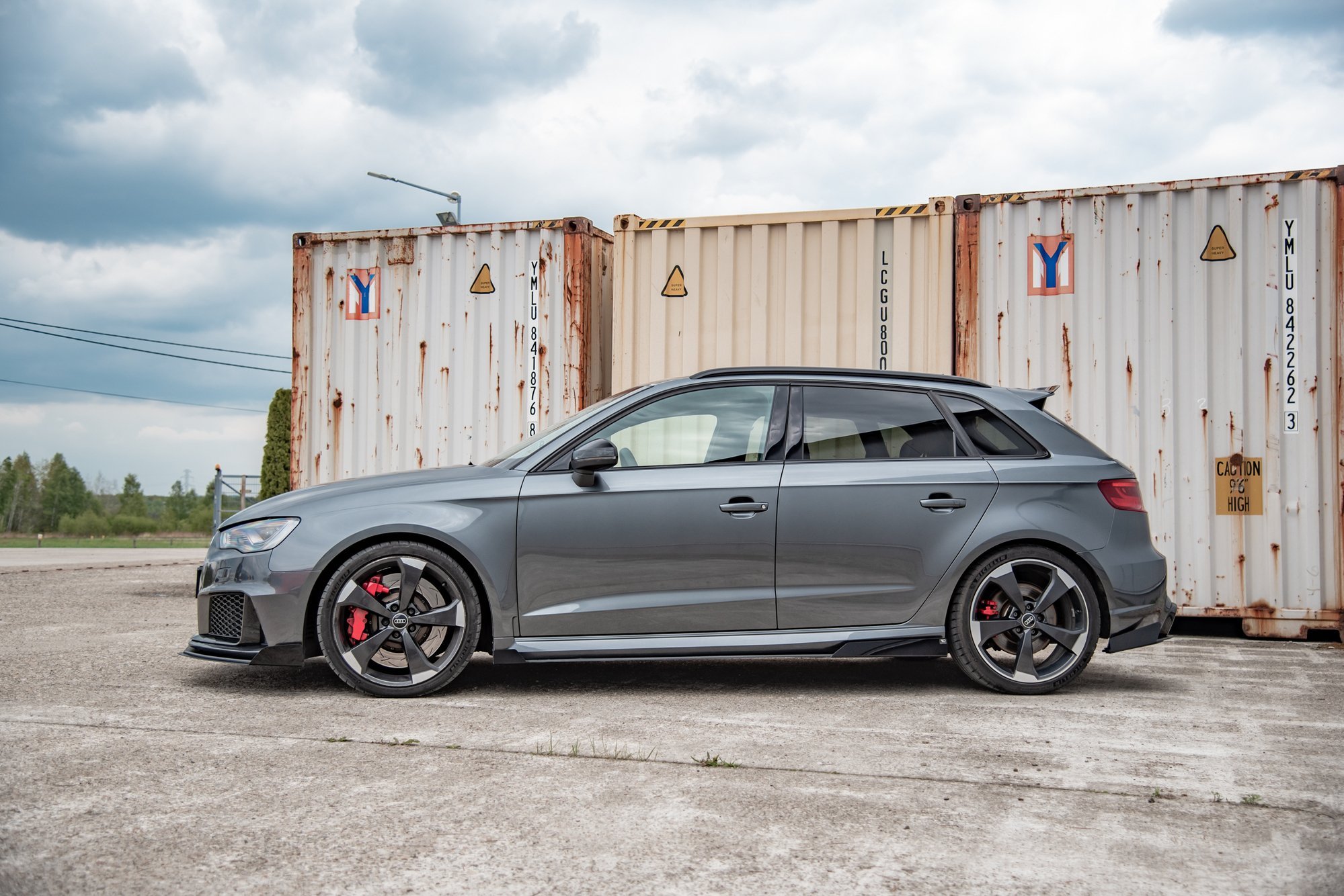 Seitenschweller Flaps für Audi RS3 8V Sportback schwarz Hochglanz