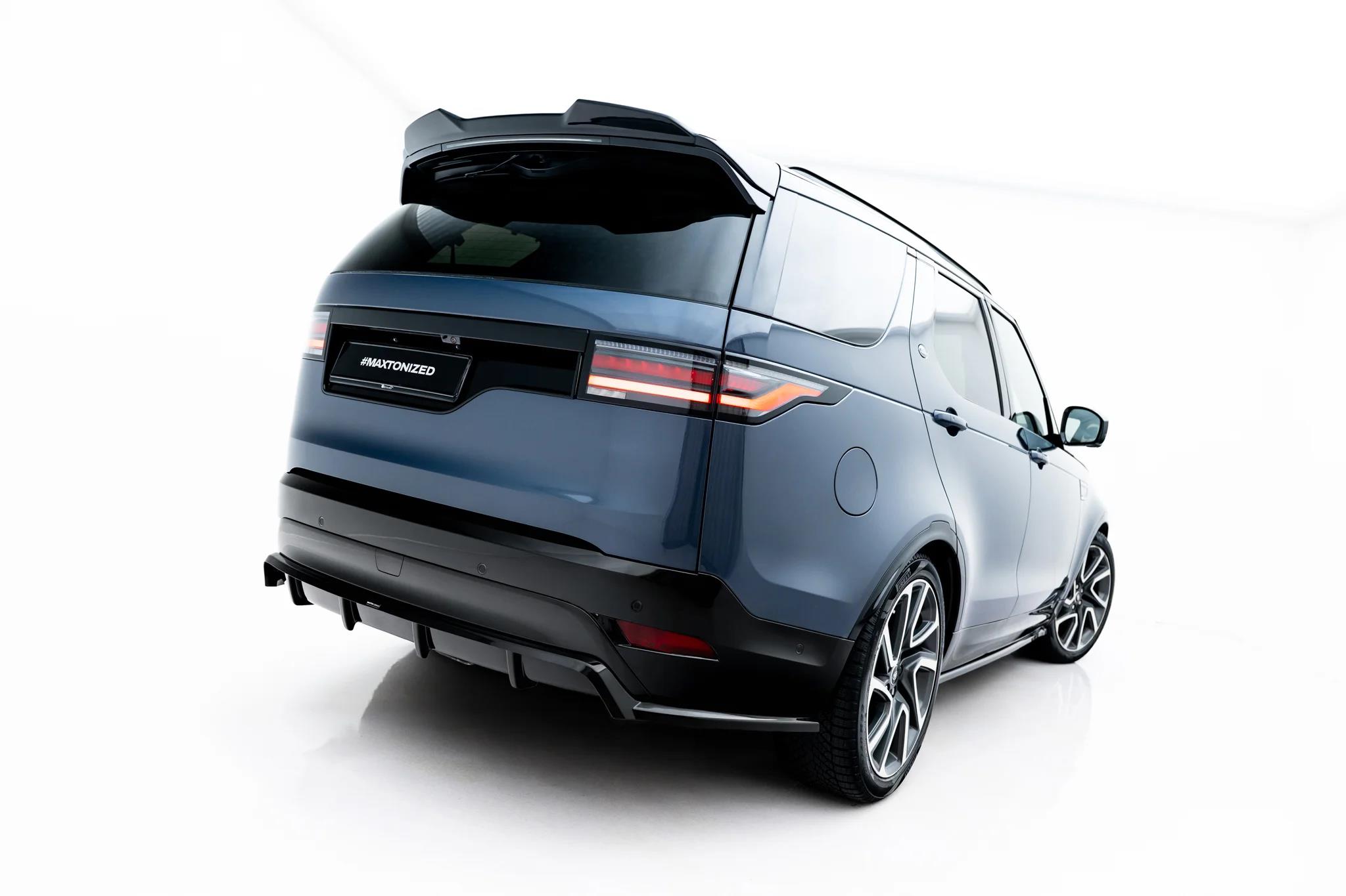 Street+ Mittlerer Diffusor RACE passend für Land Rover Discovery HSE Mk5 Facelift schwarz Hochglanz
