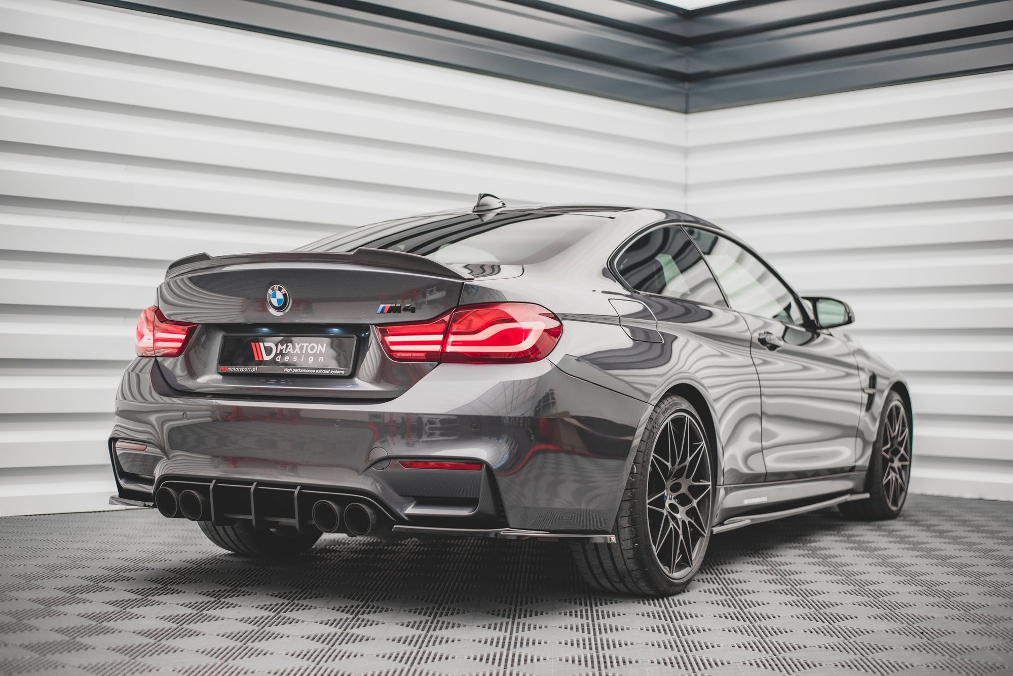 Street Pro Heckschürze Heck Ansatz Diffusor passend für BMW M4 F82 rot
