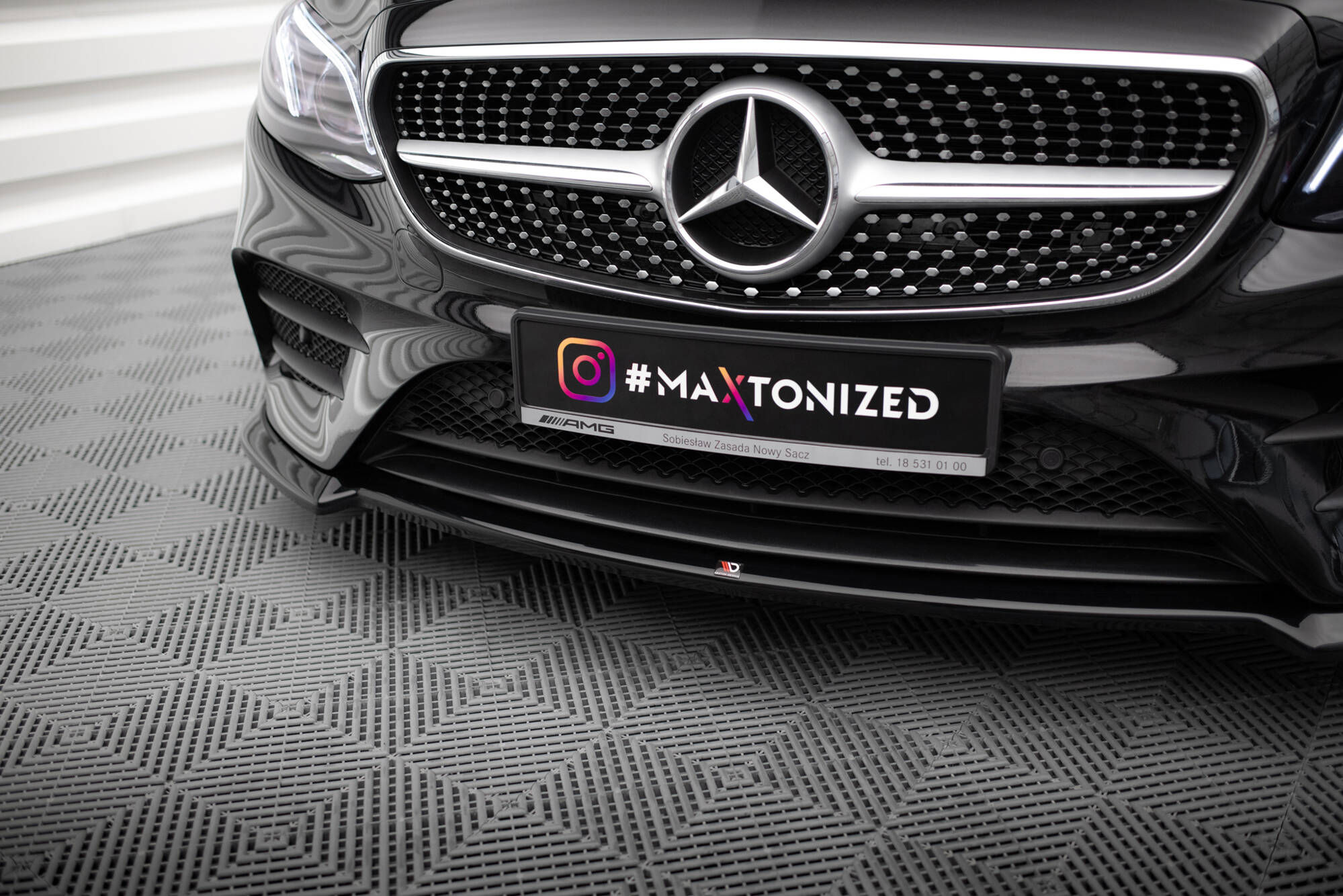 Front Ansatz V.2 für Mercedes-Benz E-Klasse W213 Coupe C238 / Cabriolet A238 AMG-Line / 53 AMG schwarz Hochglanz