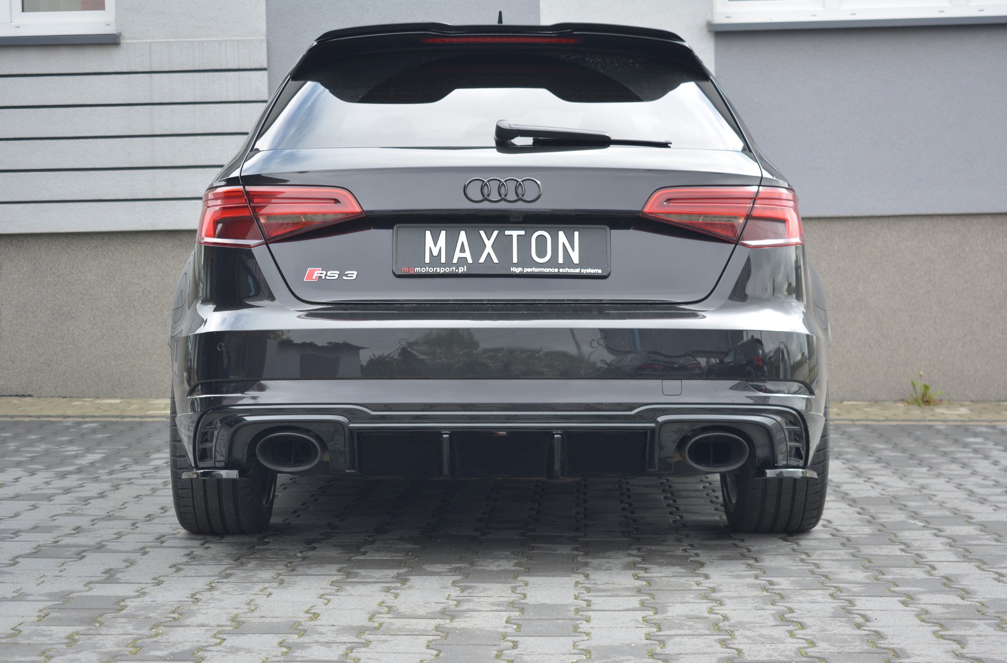 Diffusor Heck Ansatz für Audi RS3 8V FL Sportback schwarz Hochglanz