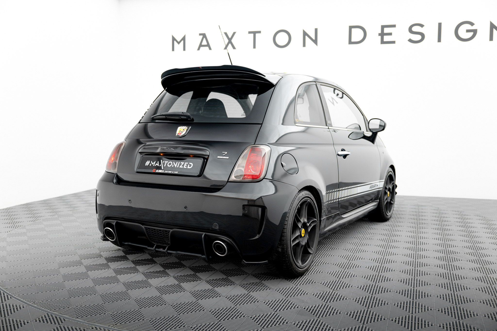 Heckspoiler Lippe passend für ABARTH 500 Mk1 schwarz Hochglanz