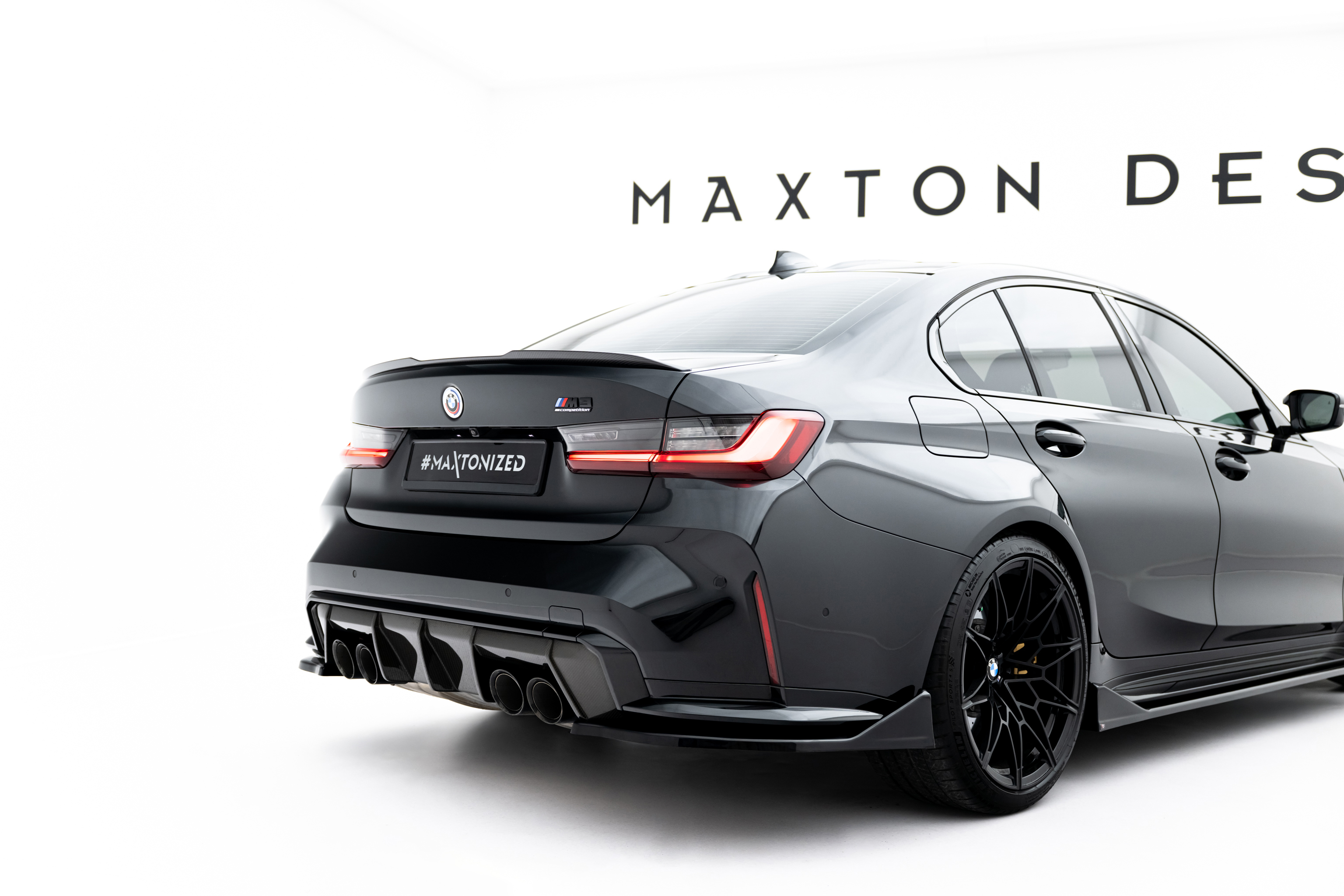 Street+ Heck Ansatz Flaps V.5 passend für BMW M3 Limousine / Touring G80 / G81 schwarz Hochglanz
