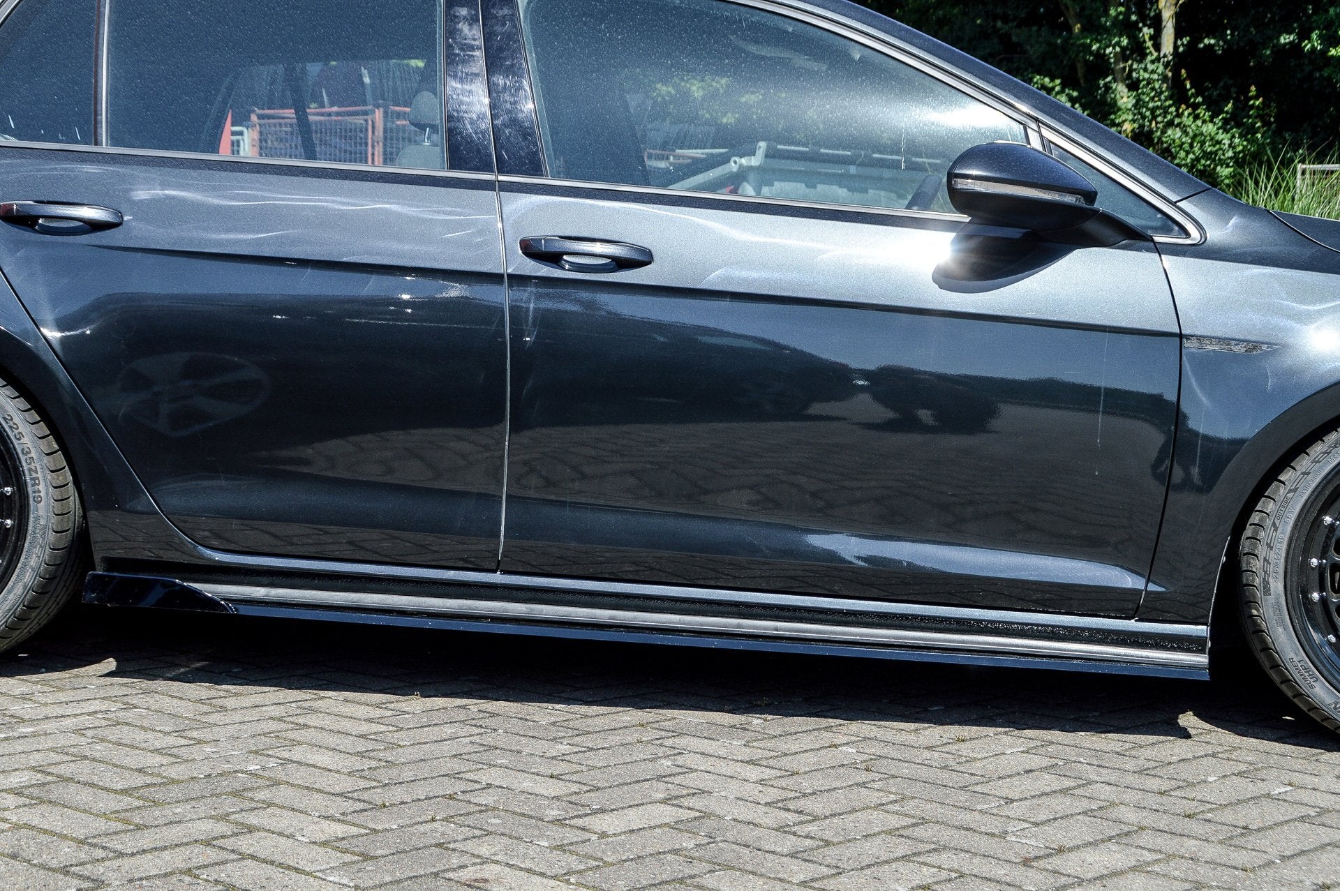 V2 Bodykit für VW Golf 7 GTI Schwarz Matt