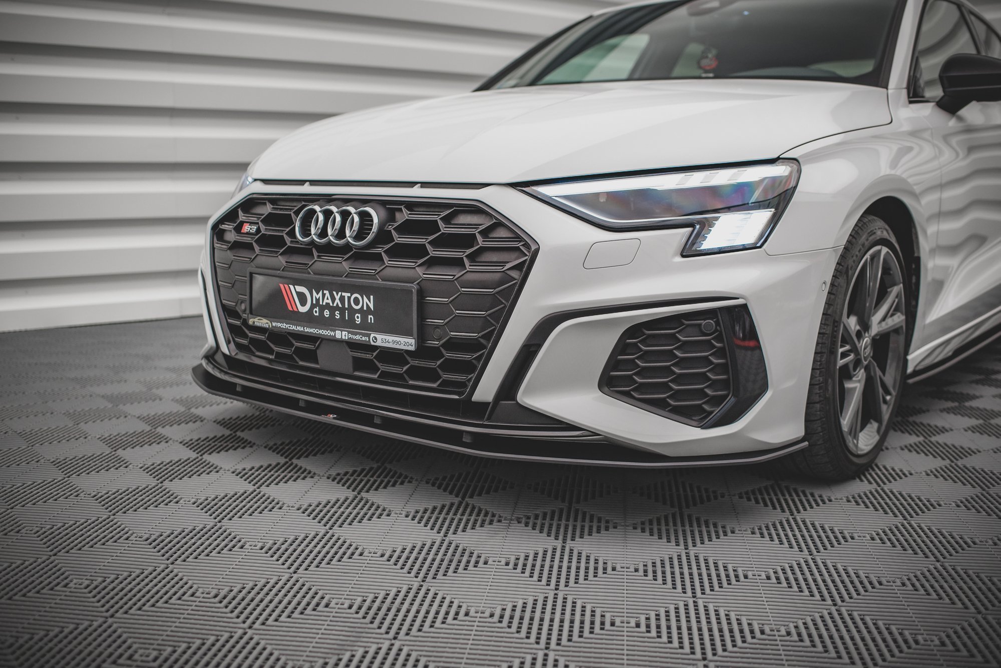 Street Pro Spoilerlippe Front Ansatz passend für Audi S3 / A3 S-Line 8Y rot