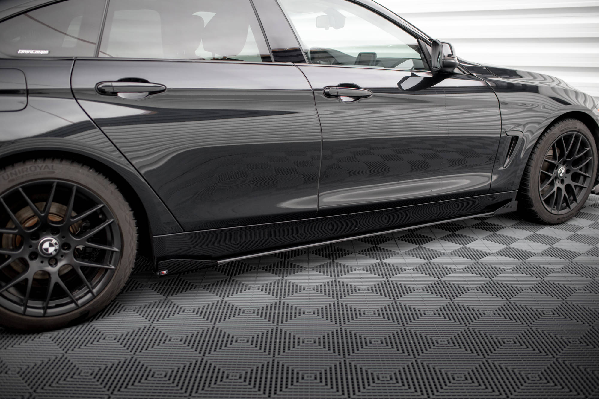 Street Pro Seitenschweller Leisten passend für BMW 4er Gran Coupe F36 rot+ Hochglanz Flaps