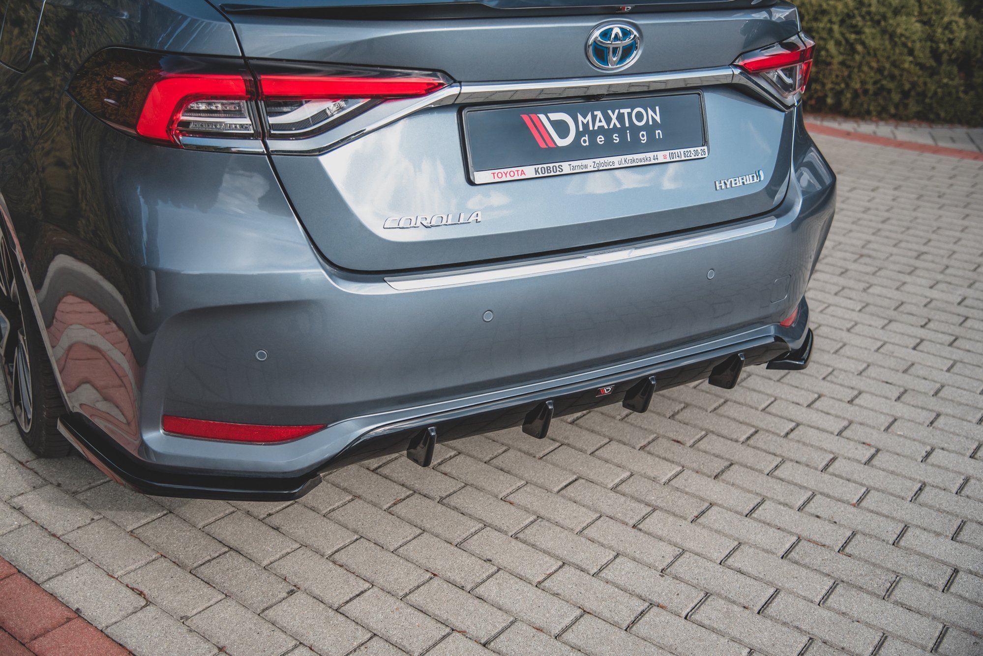 Diffusor Heck Ansatz für Toyota Corolla XII Limousine schwarz Hochglanz