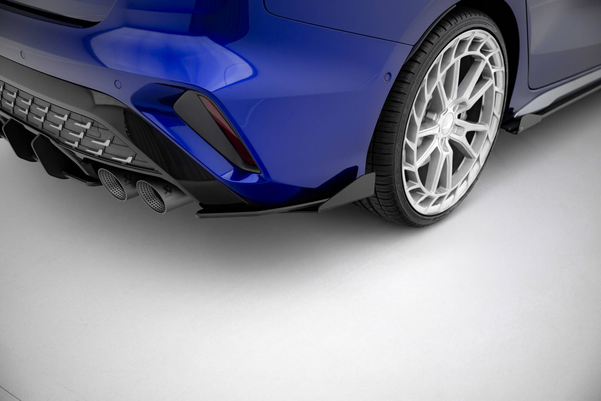 Street Pro Heck Ansatz Flaps passend für Ford Audi S3 Limousine 8Y FL schwarz Hochglanz