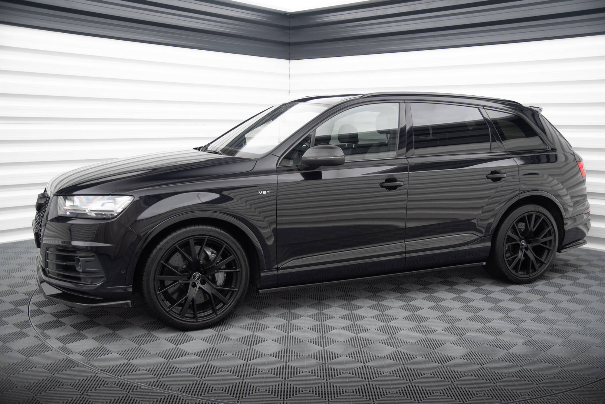 Street+ Seitenschweller Leisten V.2 passend für Audi SQ7 / Q7 S-Line Mk2 schwarz Hochglanz