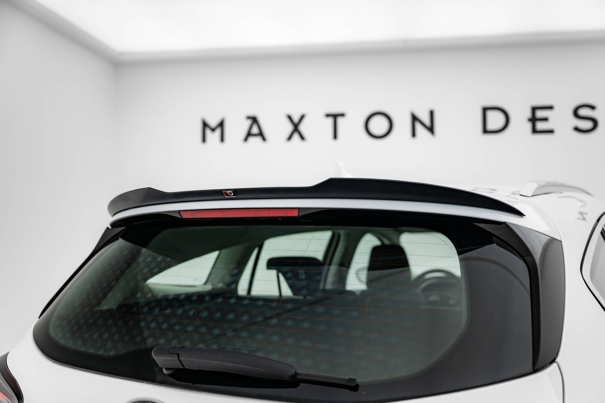 Heck Spoiler Aufsatz Abrisskante passend für Ford Focus Vignale Kombi Mk4 schwarz Hochglanz
