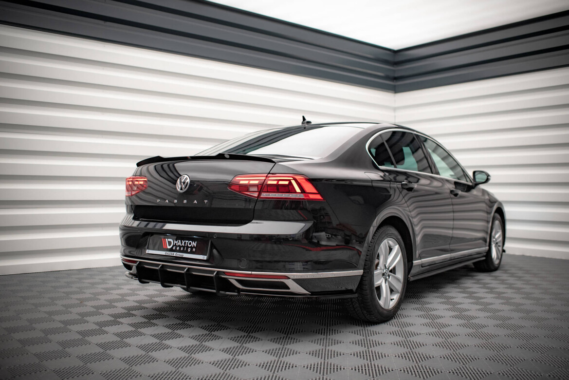 Heckansatz Diffusor passend für VW Passat B8 FL roter Kern