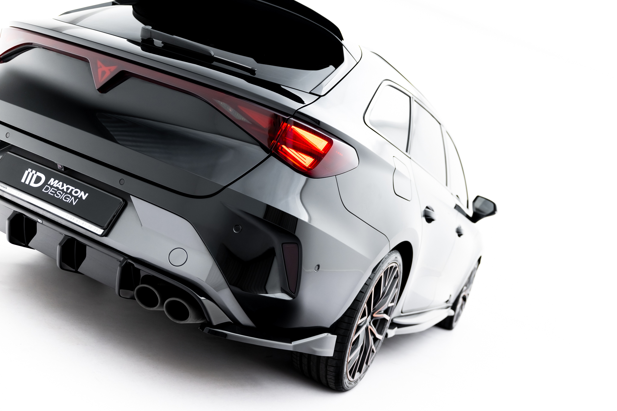 Diffusor Flaps V.6 passend für CUPRA Leon ST Mk1 FL schwarz Hochglanz