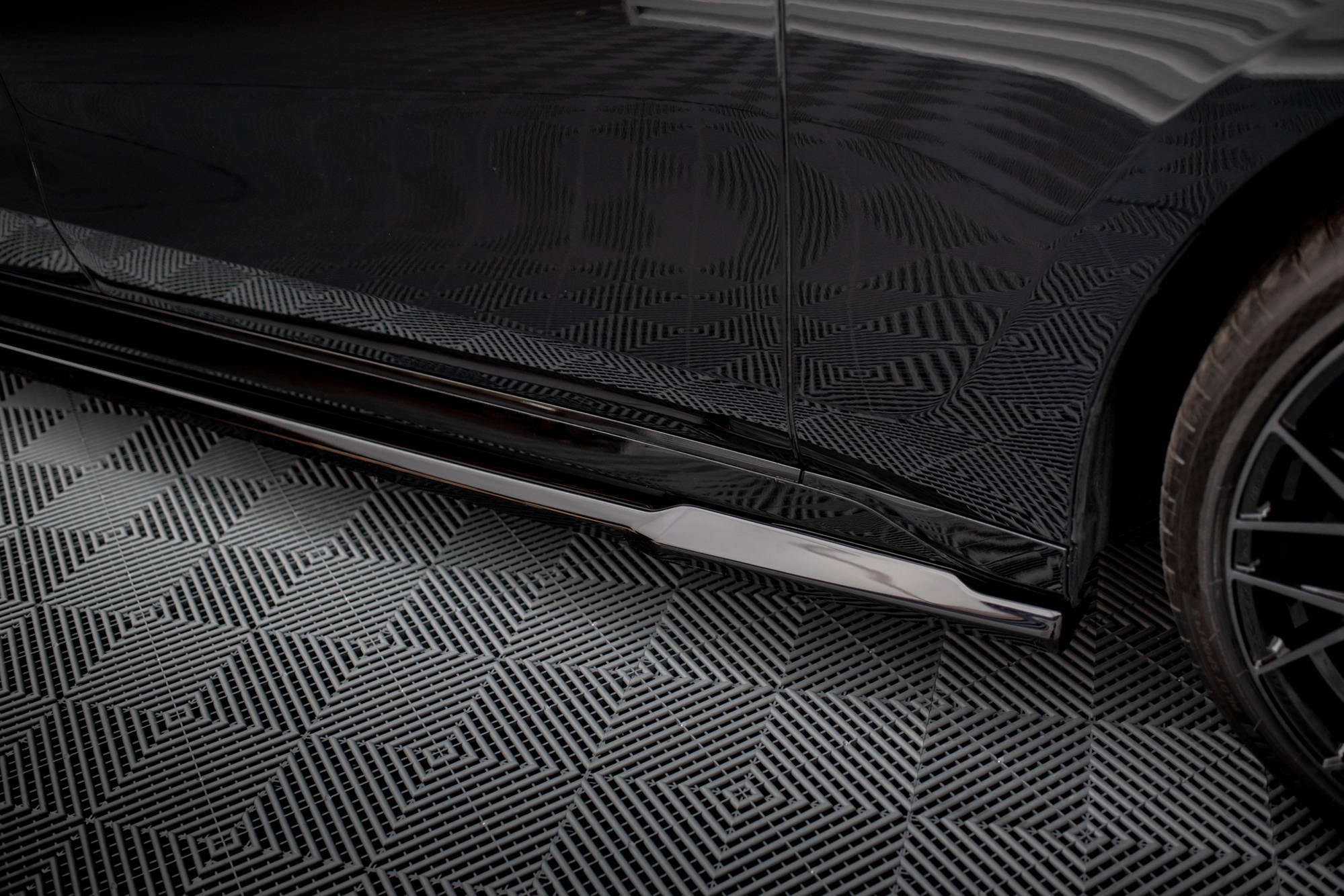 Street+ Seitenschweller Leisten passend für BMW 7 G70 schwarz Hochglanz