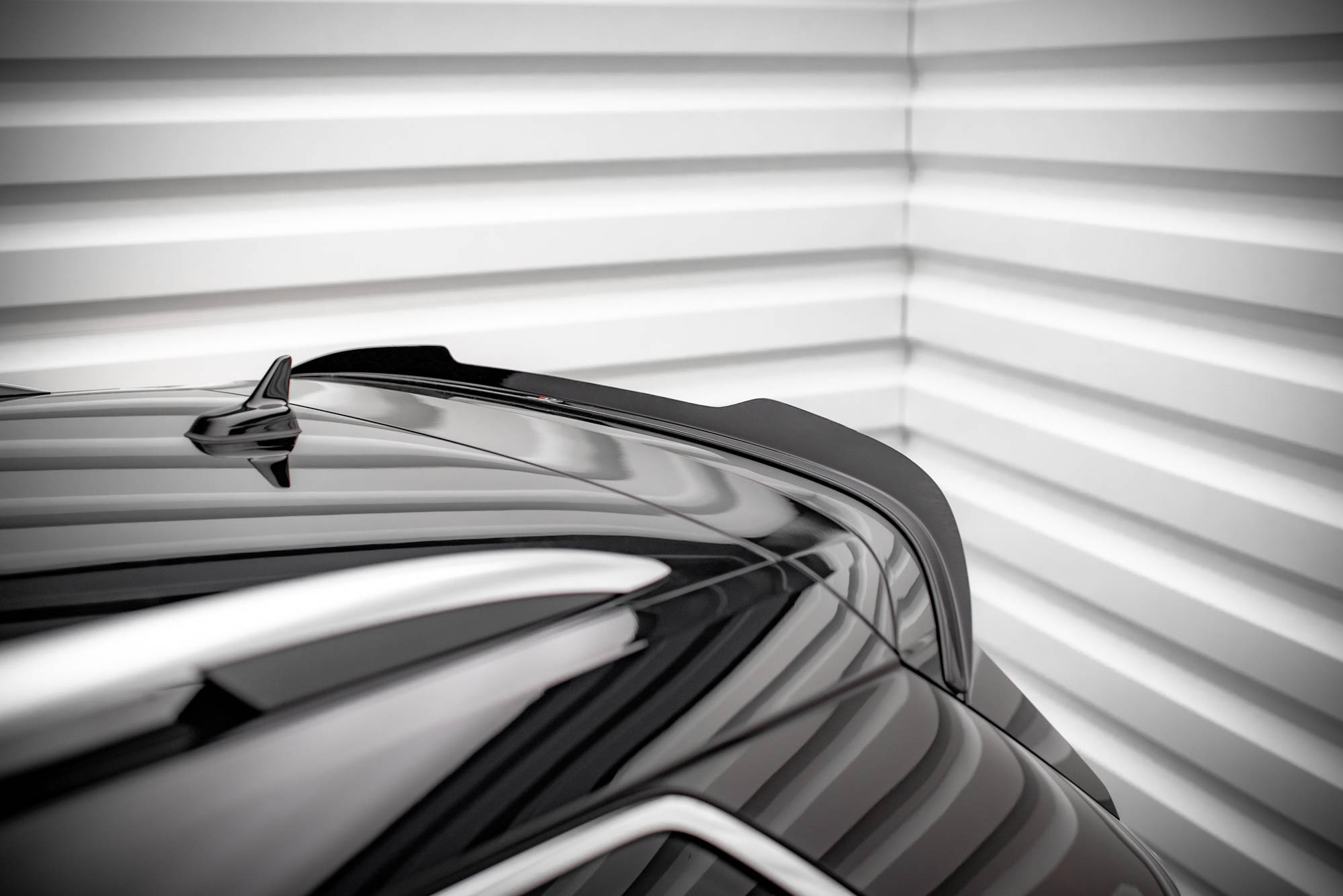 Heck Spoiler Aufsatz Abrisskante passend für Skoda Kodiaq Mk1 FL schwarz Hochglanz