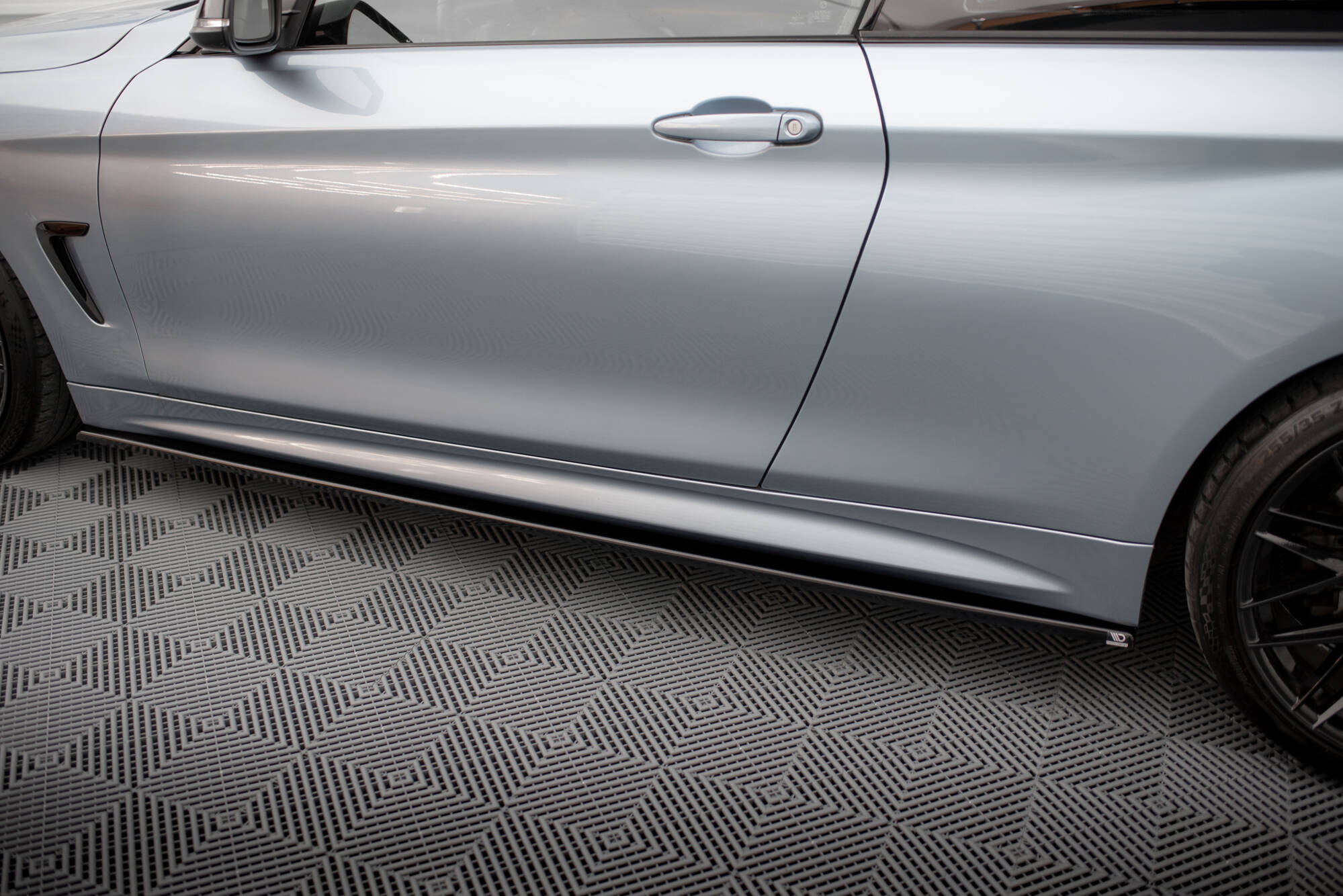 Street+ Seitenschweller Leisten passend für BMW 4er Coupe / Gran Coupe / Cabrio M-Paket F32 / F36 / F33 schwarz Hochglanz
