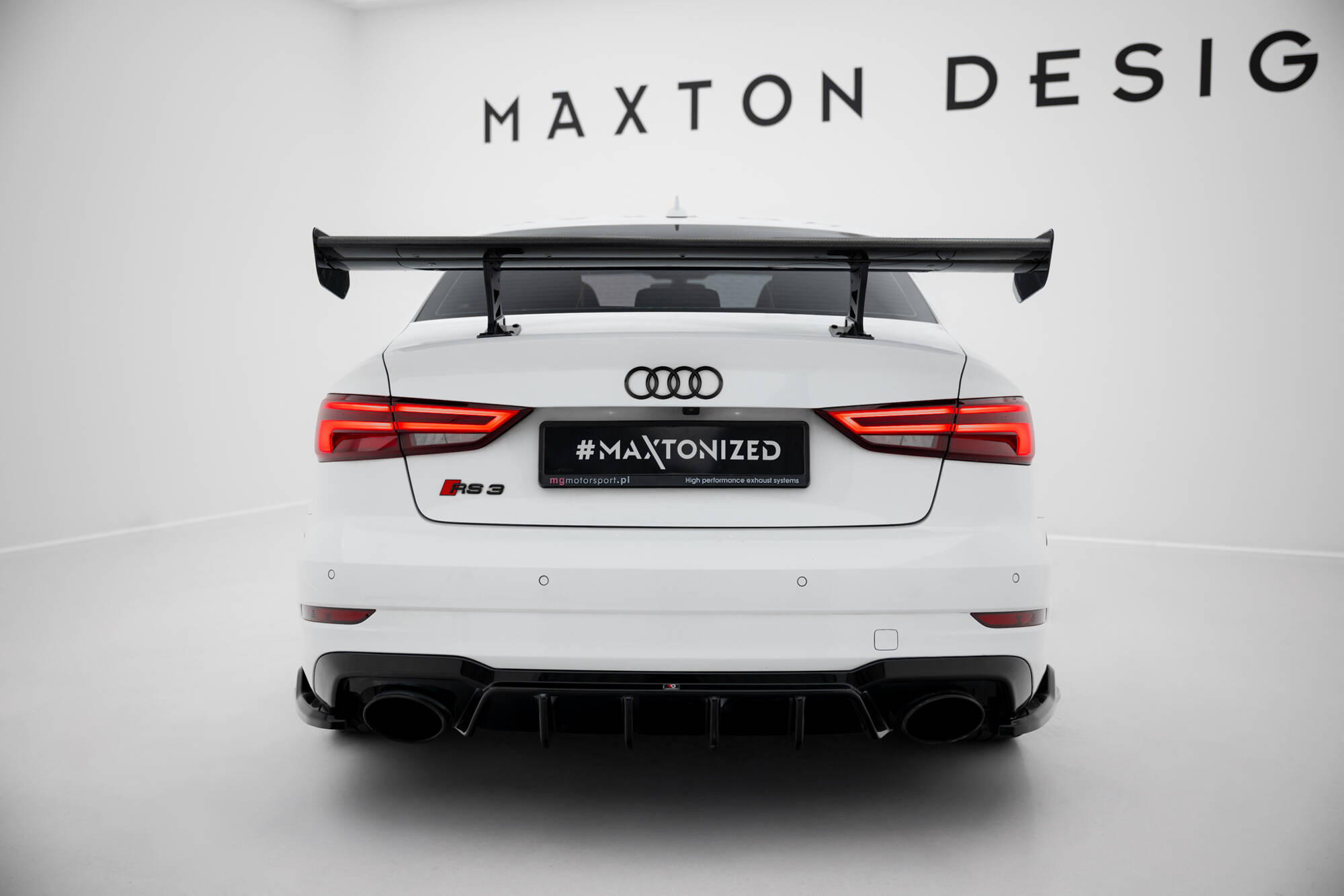 Carbon Heck Spoiler Heckflügel Standfuß Innen passend für Audi A3 / A3 S-Line / S3 / RS3 Limousine 8V / 8V FL