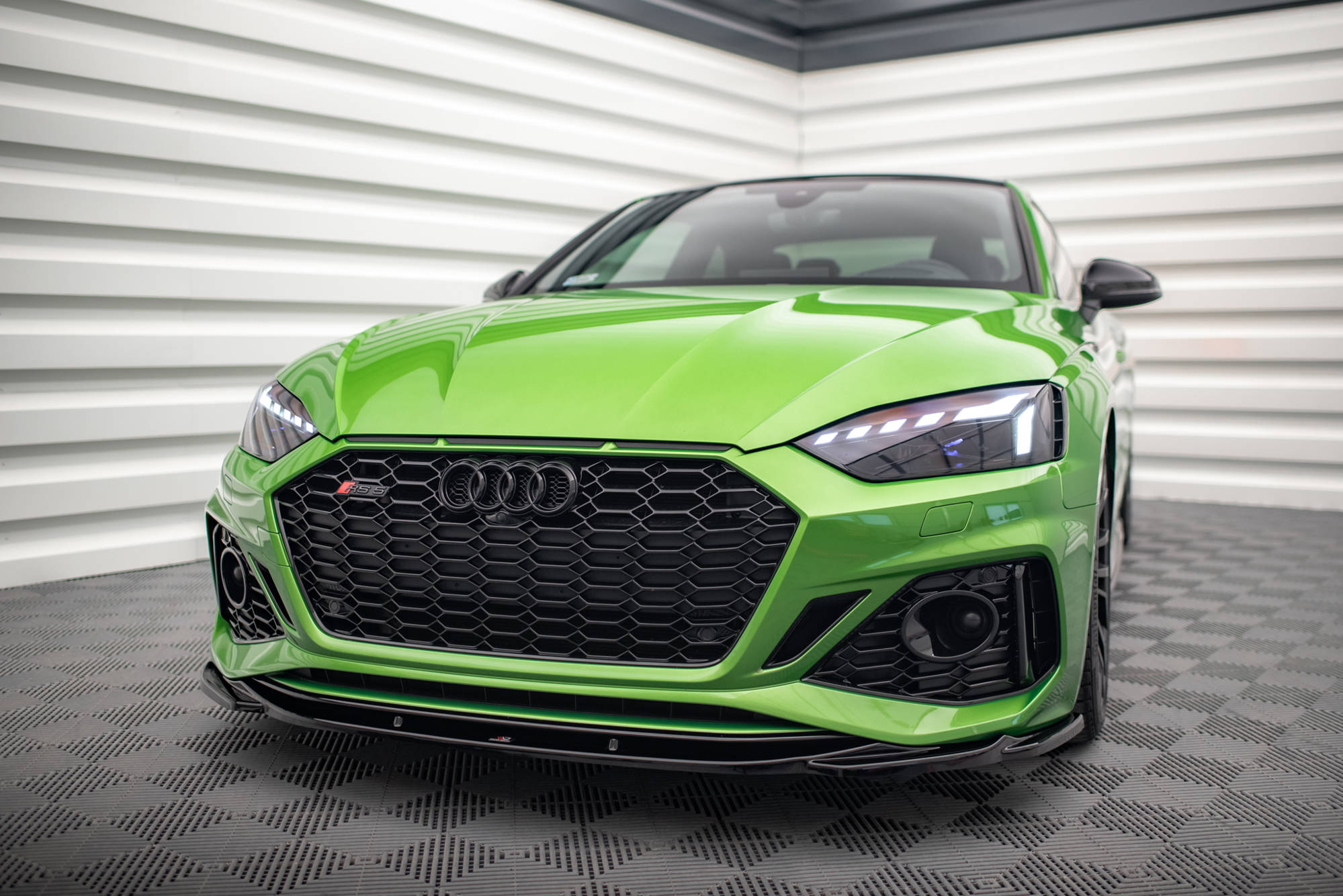 Street+ Spoilerlippe Front Ansatz V.3 passend für Audi RS5 F5 FL schwarz Hochglanz