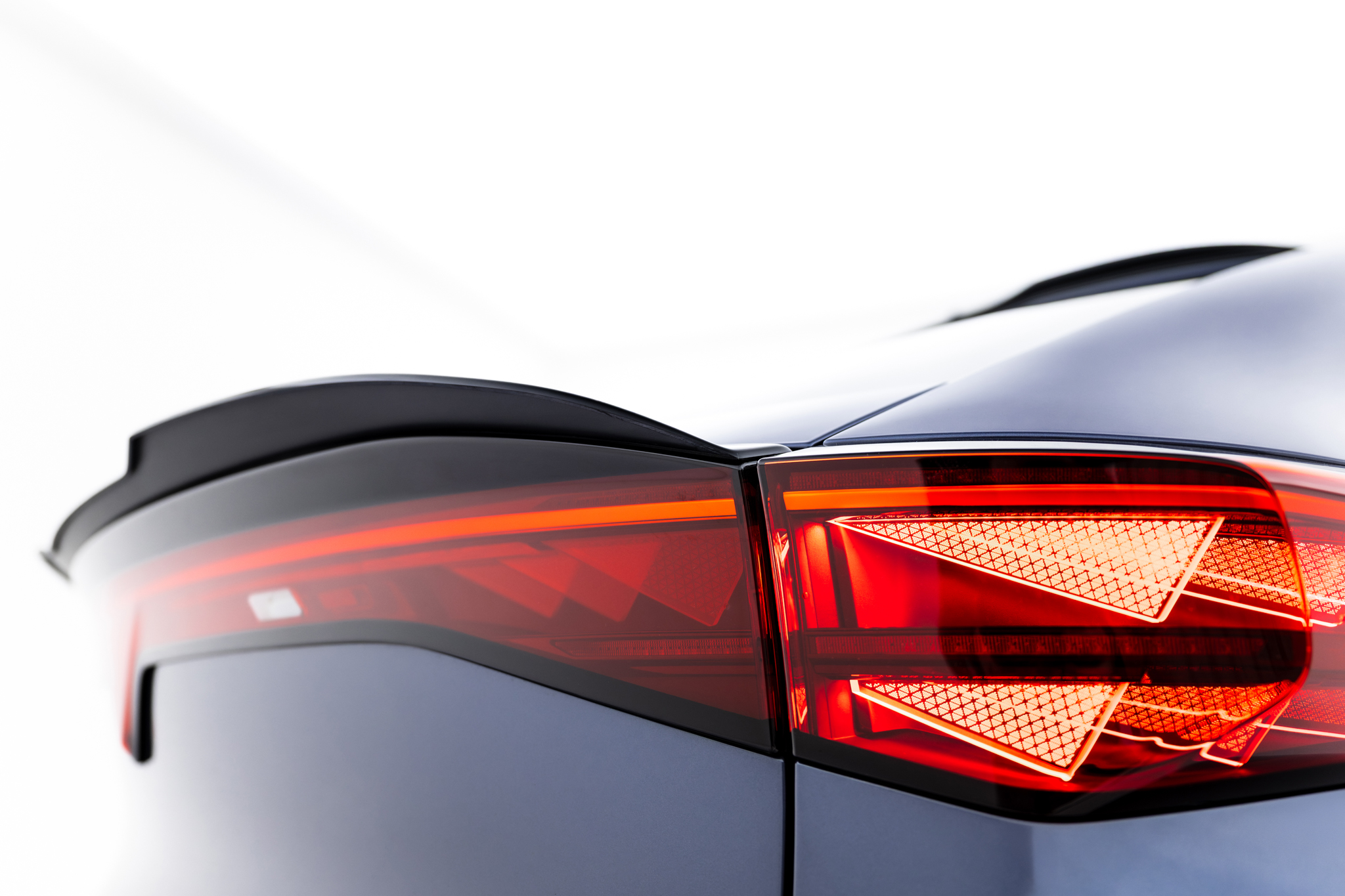 Heckspoiler Lippe passend für CUPRA Tavascan Mk1 schwarz Hochglanz
