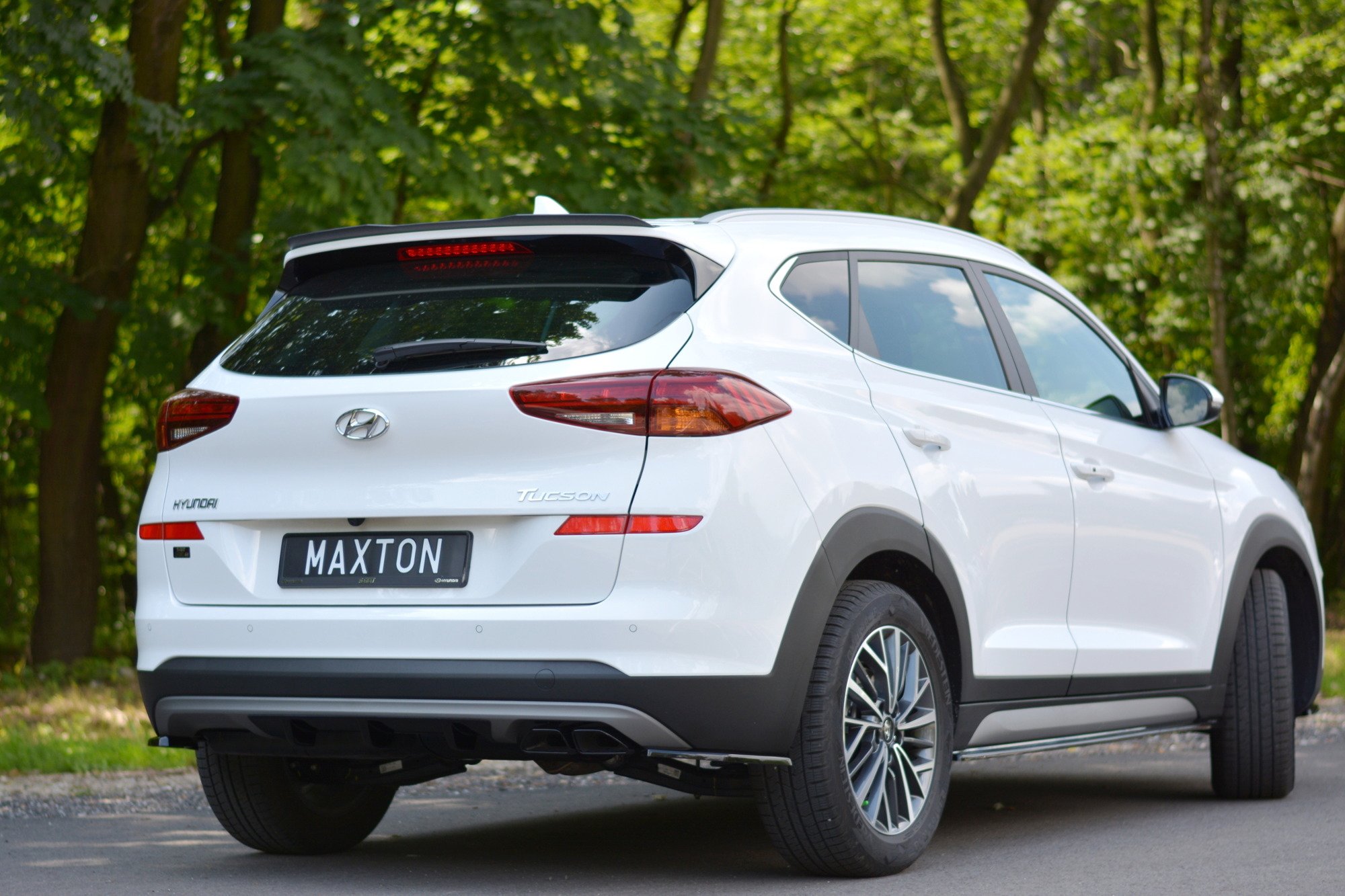 Spoiler CAP für Hyundai Tucson Mk3 Facelift schwarz Hochglanz